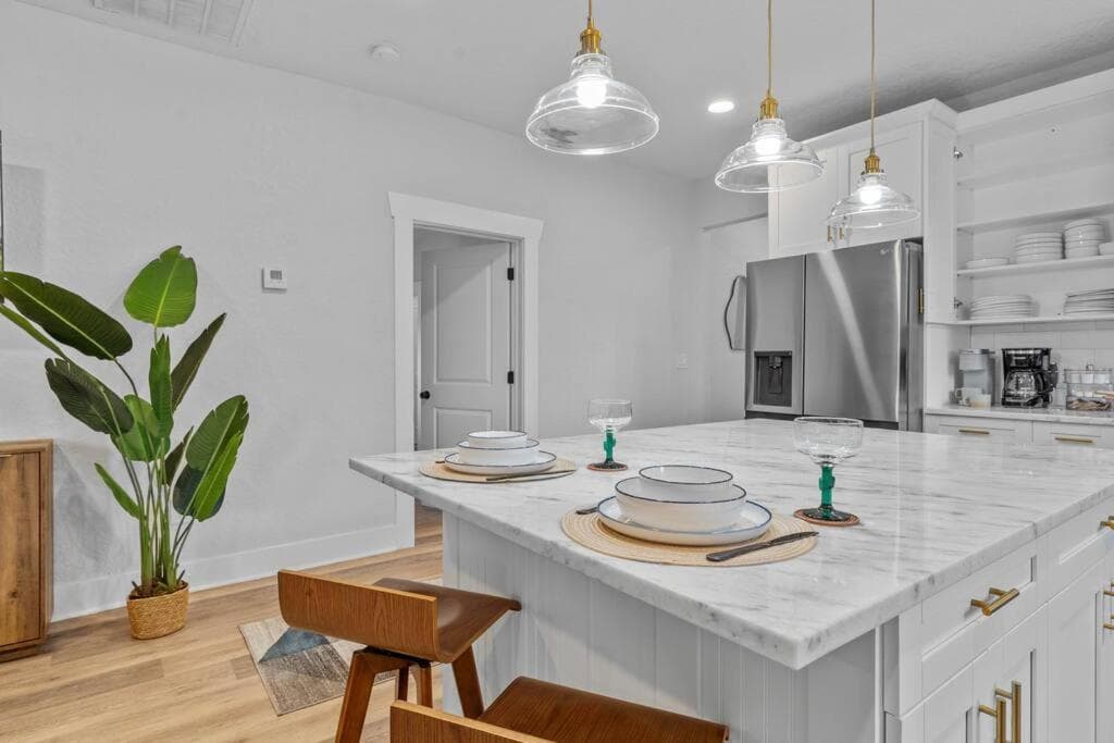 Mid-Century Modern Retreat by Coffee, Food + Shops — 9