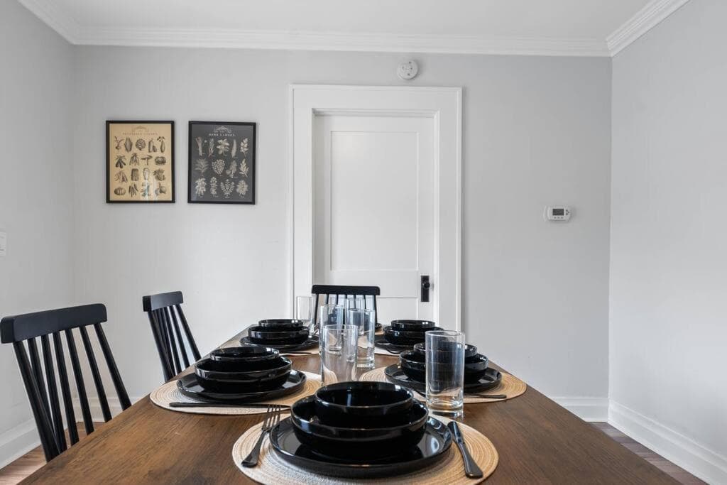 Spacious Modern Farmhouse w/ Private Patio & BBQ! — 7