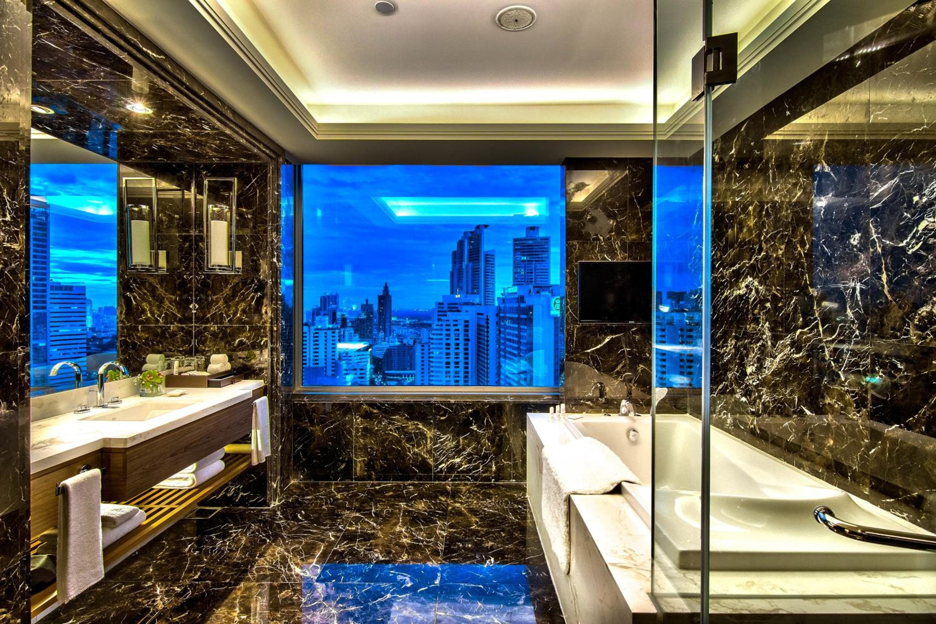 Radisson Blu Plaza Bangkok — 21