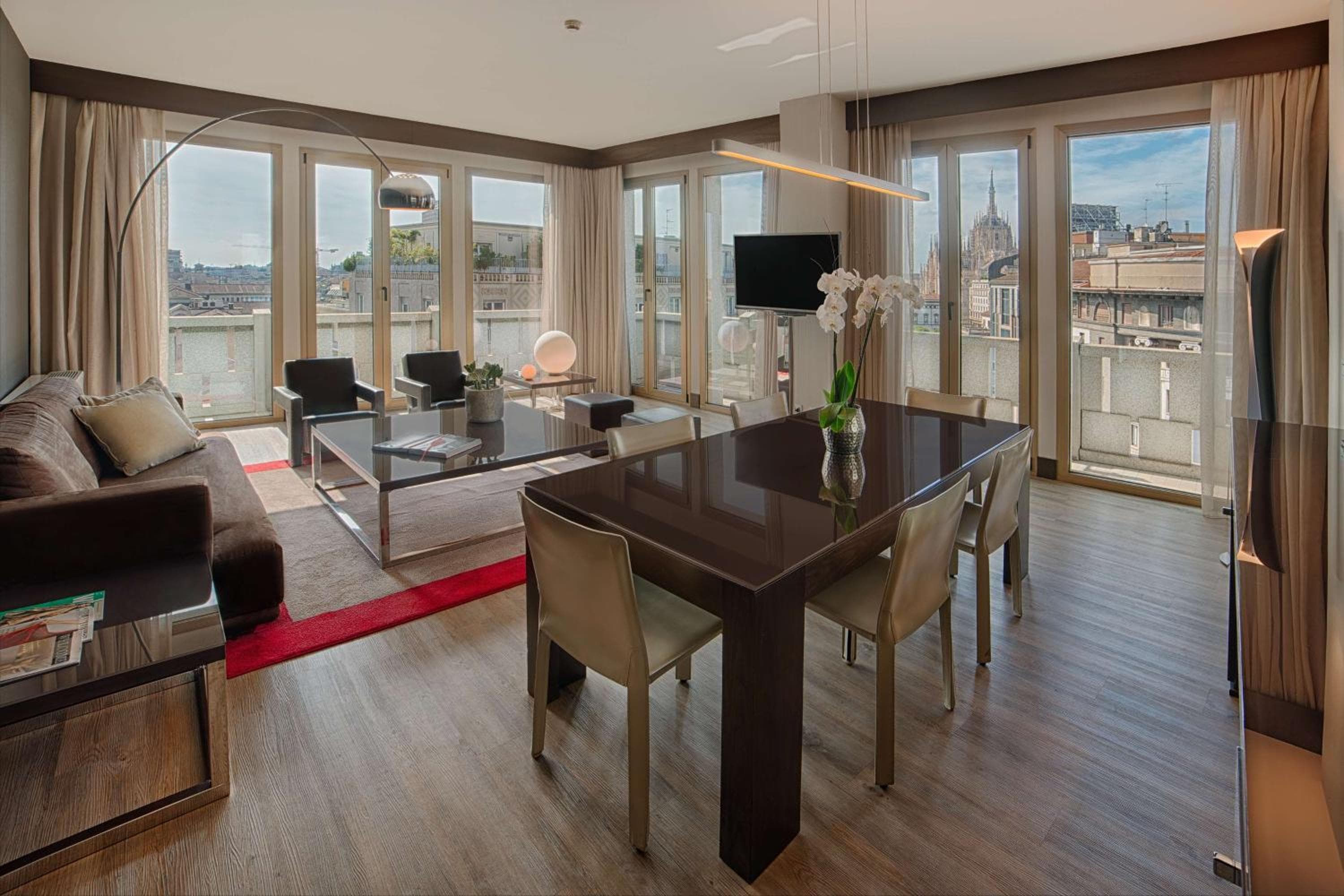 Tivoli President Milano Hotel hotel, Largo Augusto 10, Milan, Italy — photo 4