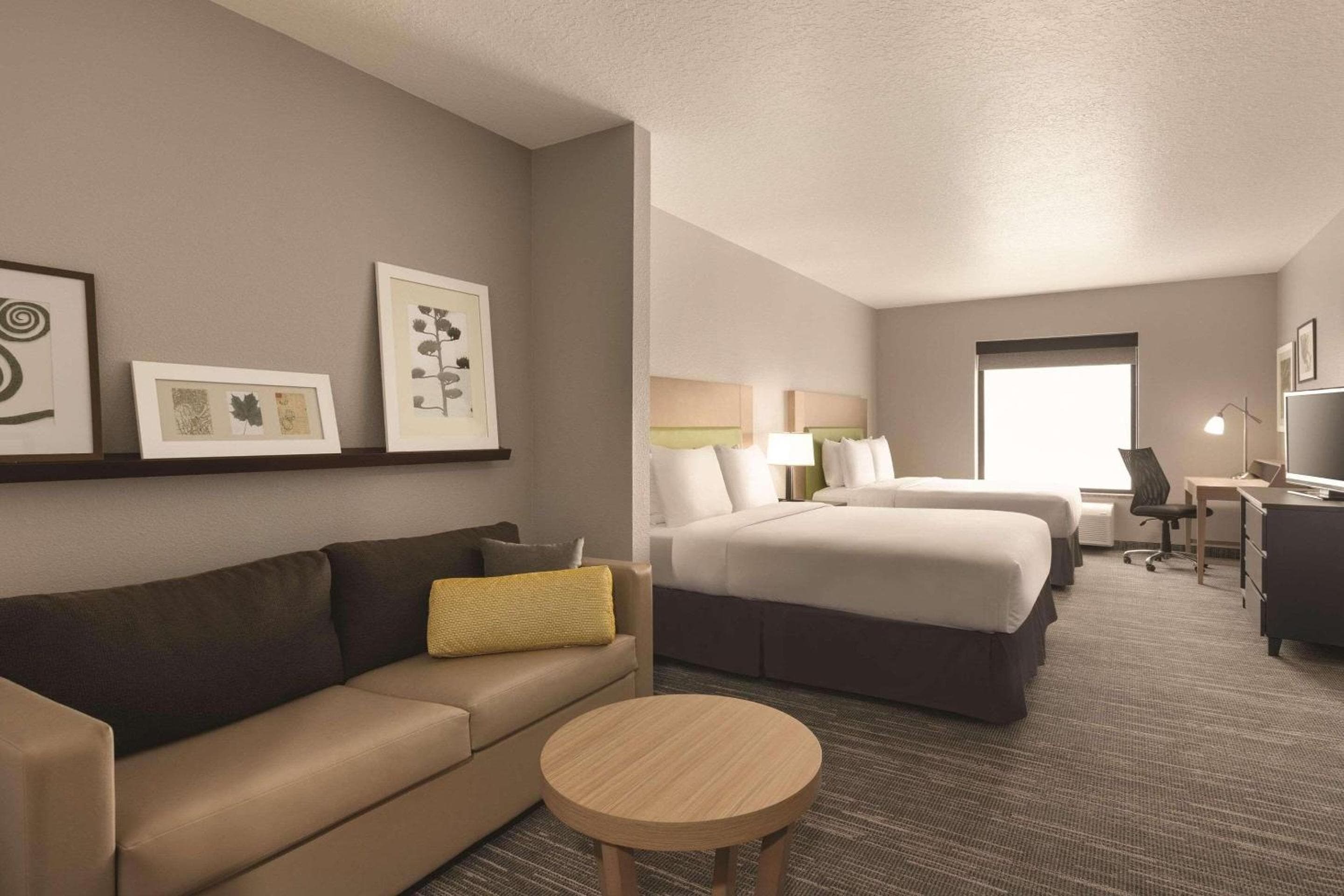 Country Inn & Suites by Radisson, Tampa Estadio RJ — 10