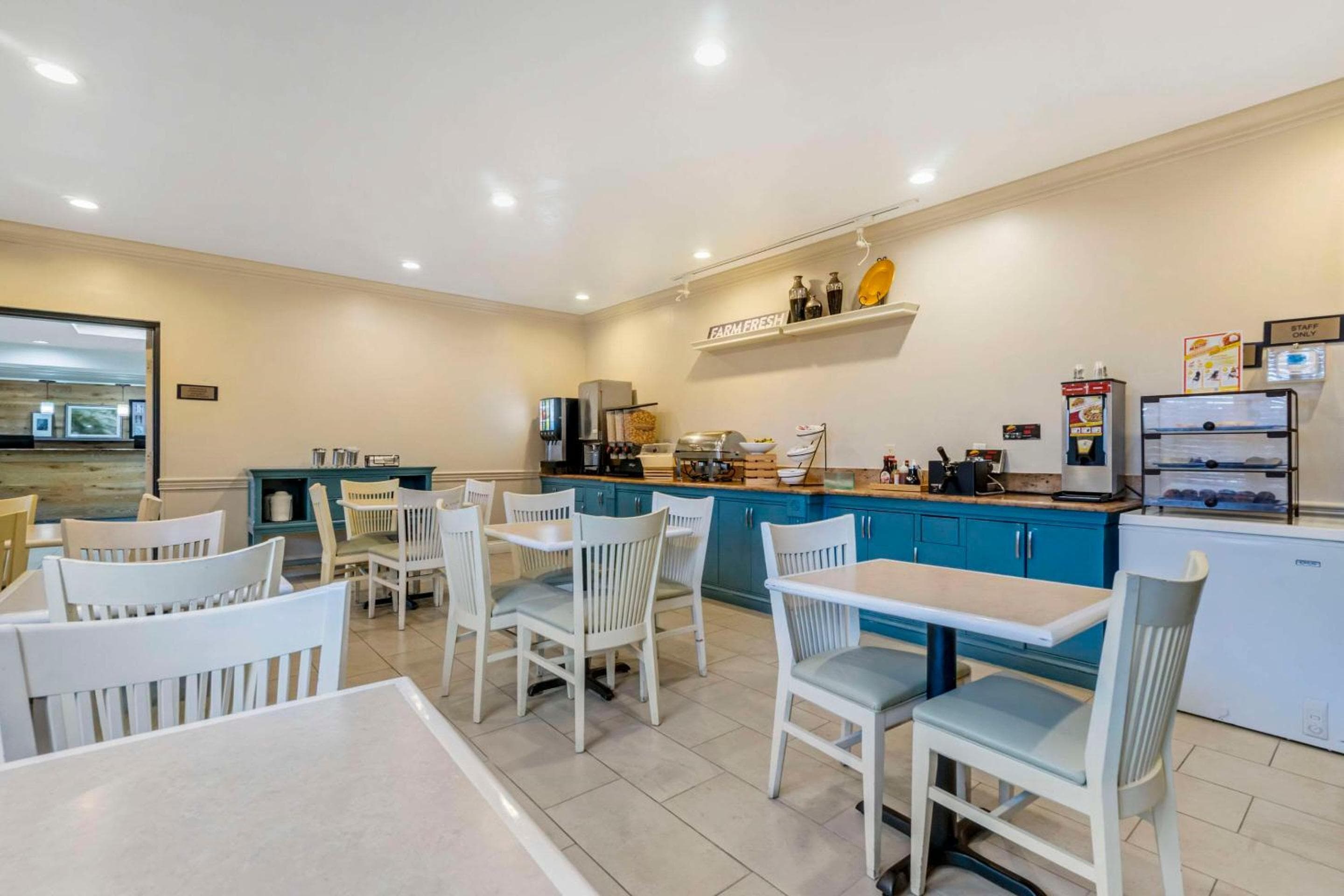 Country Inn & Suites by Radisson, Tampa Airport North, Florida — 22