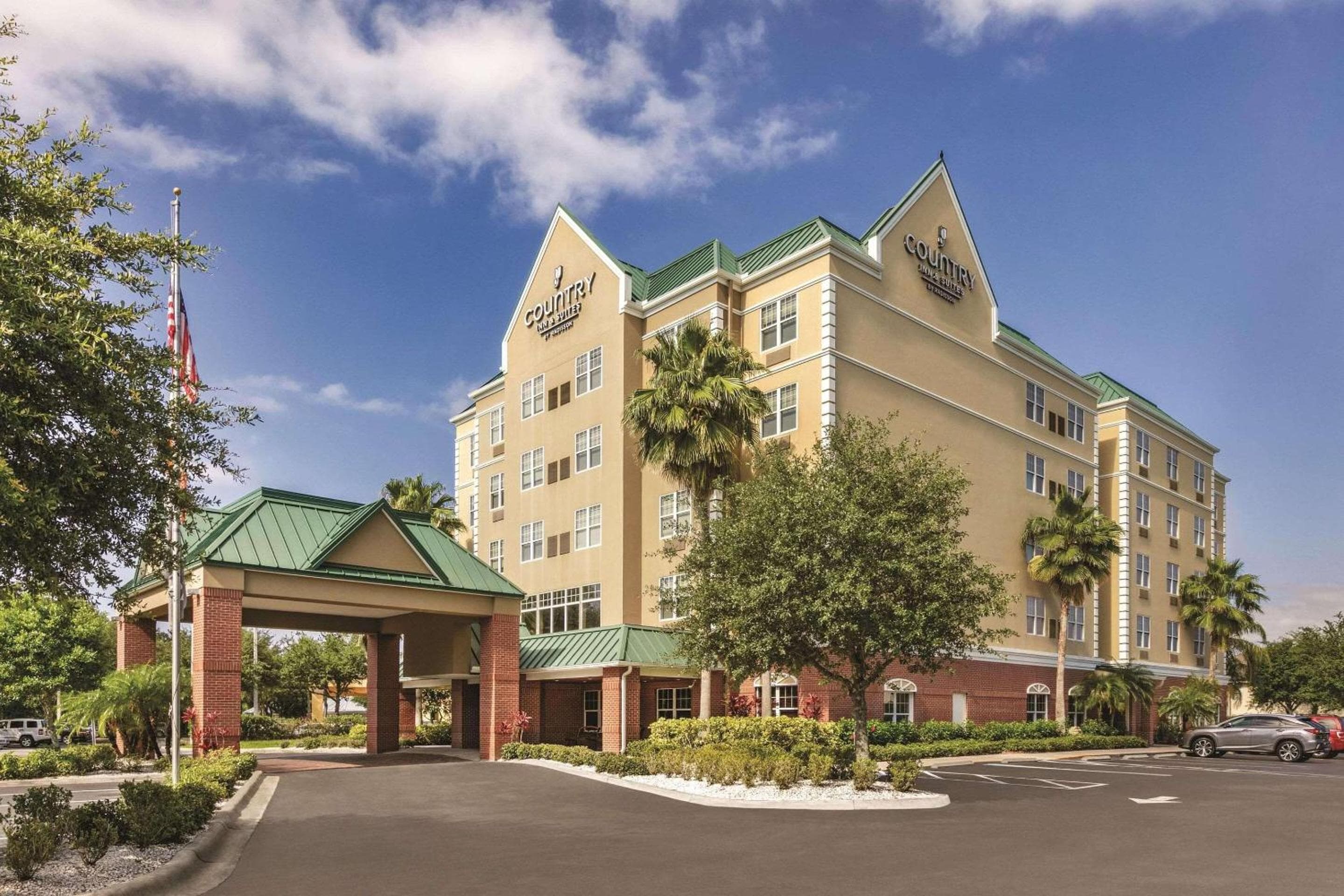 Country Inn & Suites by Radisson, Tampa-Brandon, FL — 1
