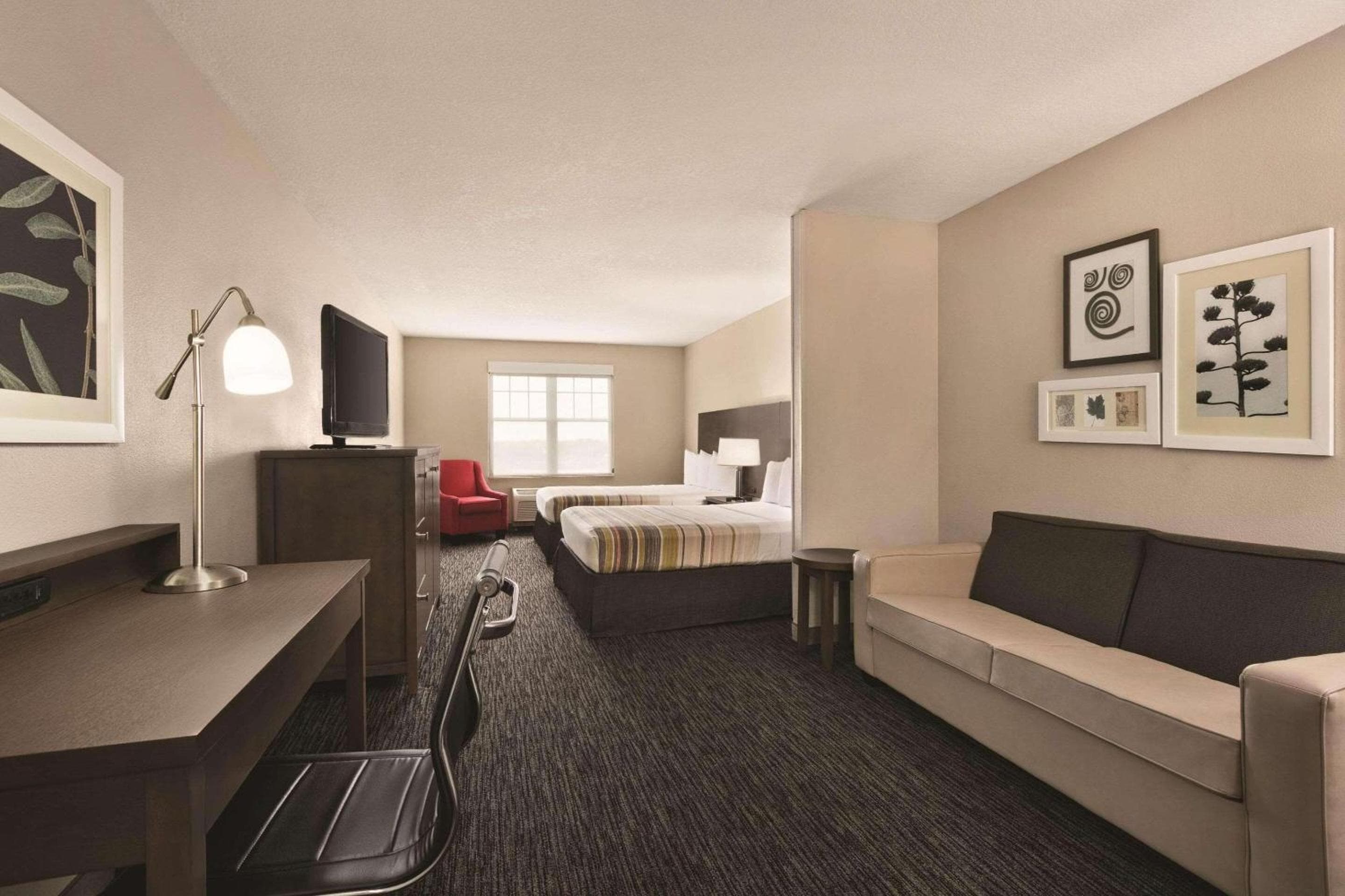 Country Inn & Suites by Radisson, Tampa-Brandon, FL — 12