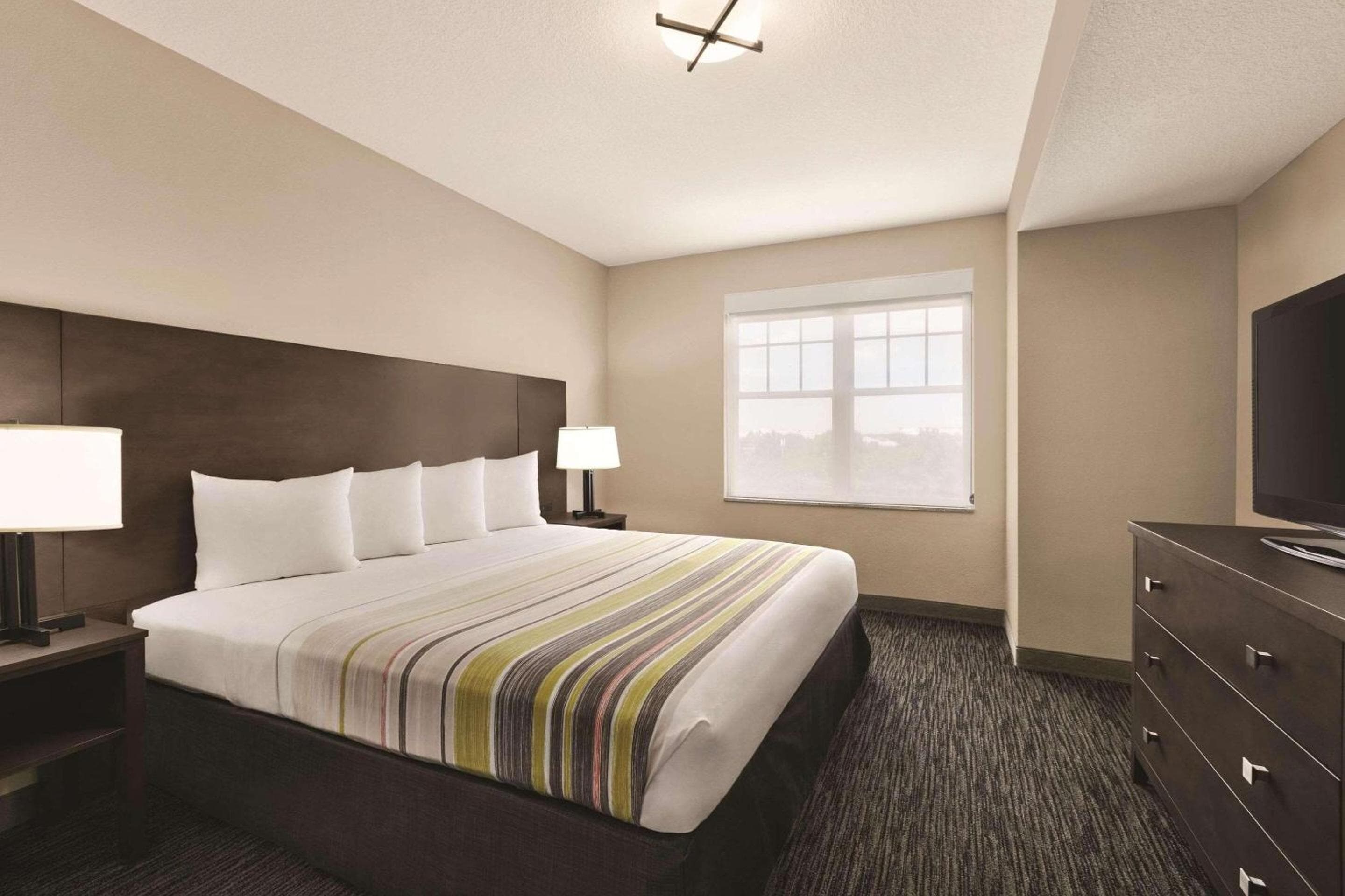 Country Inn & Suites by Radisson, Tampa-Brandon, FL — 19