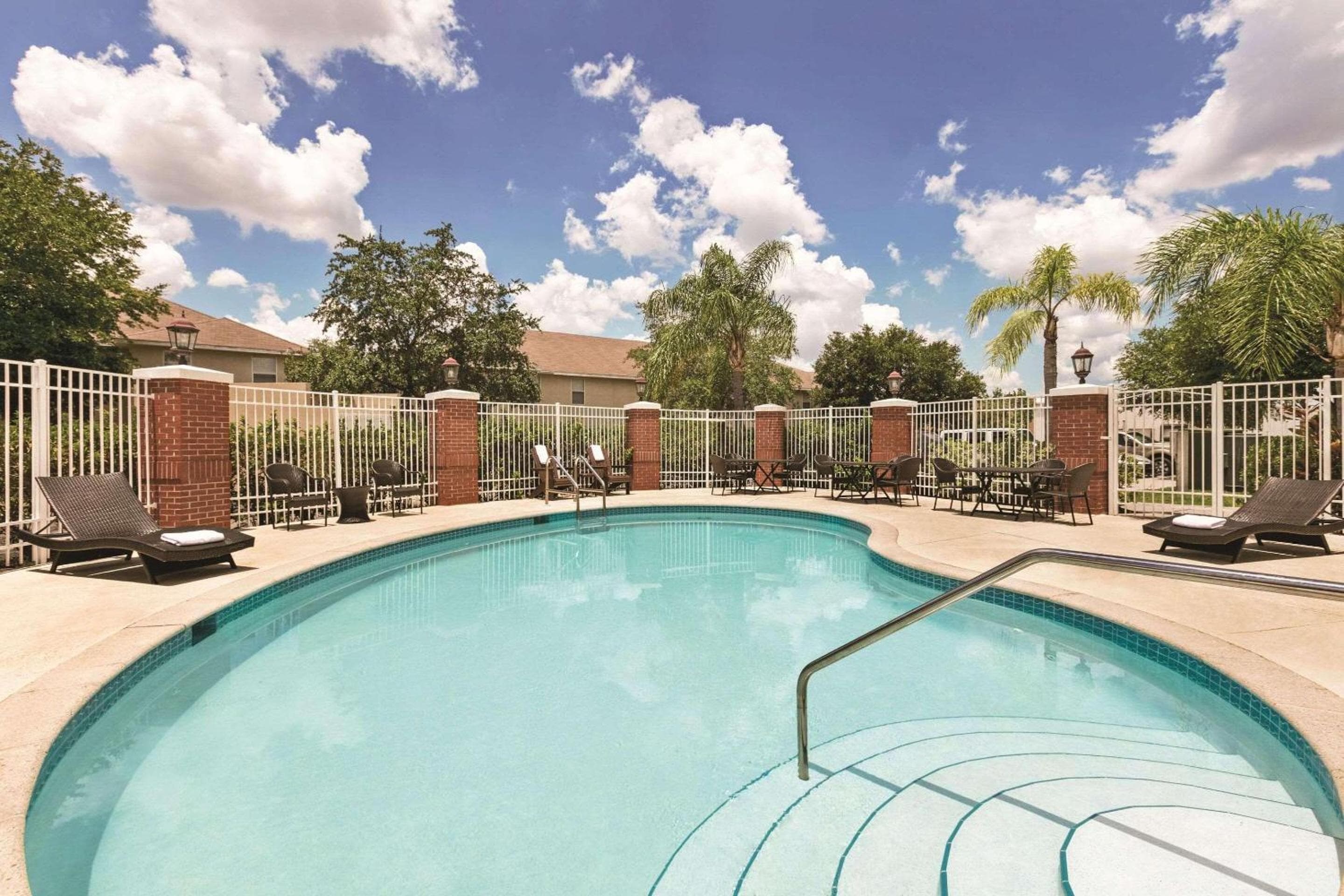 Country Inn & Suites by Radisson, Tampa-Brandon, FL — 25