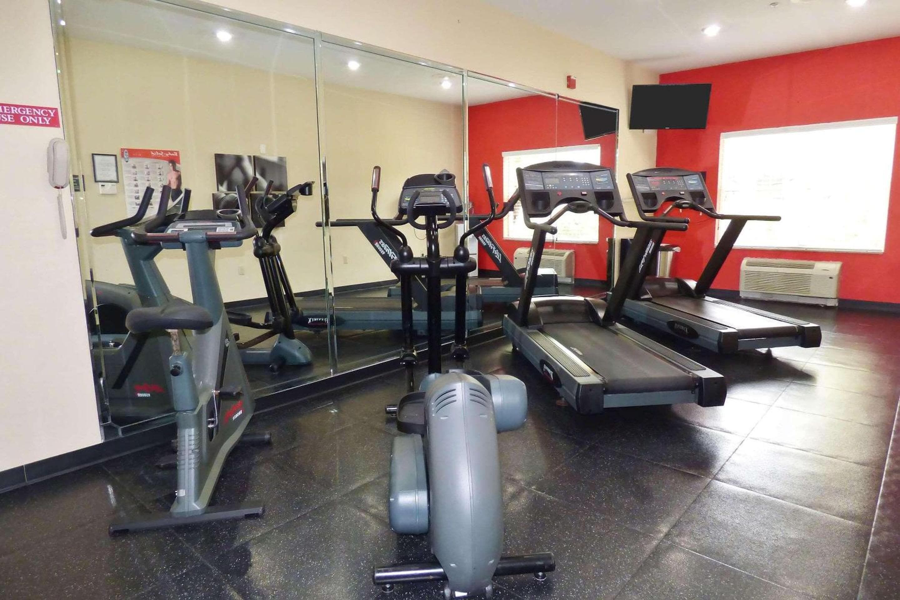 Country Inn & Suites by Radisson, Tampa-Brandon, FL — 26