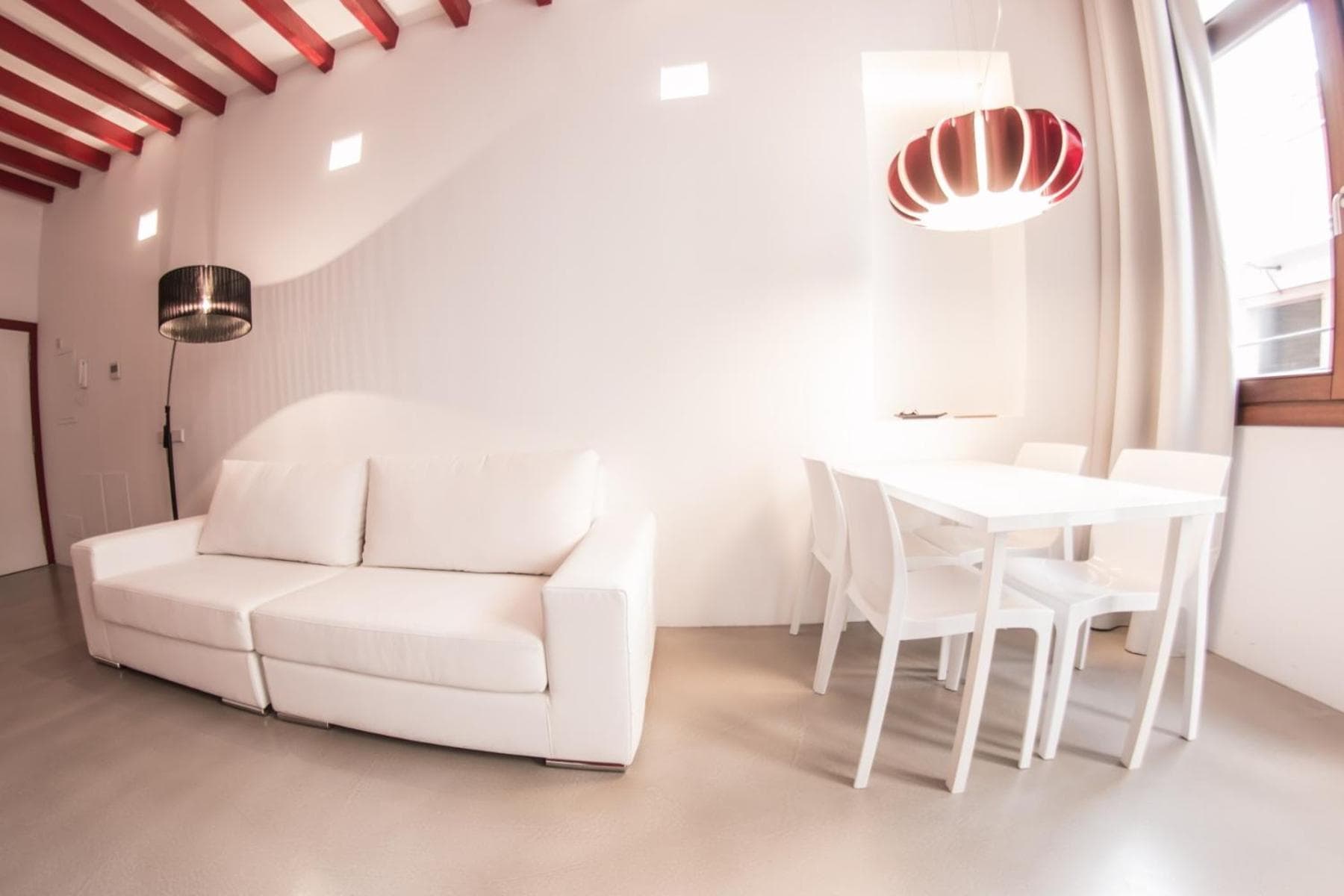 Apartamentos Lonja Suites — 23