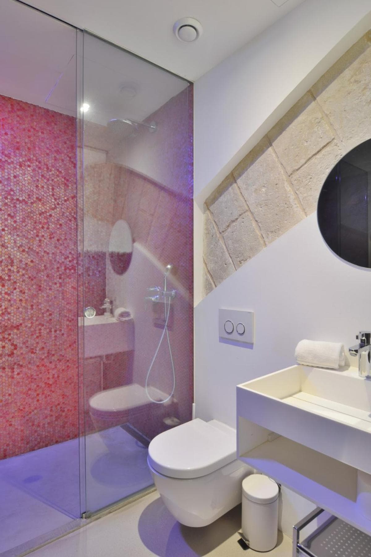 Apartamentos Lonja Suites — 16