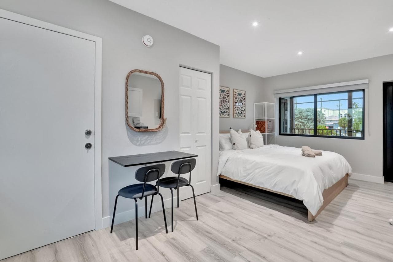 Studio Right off Las Olas - Steps to FTL Beach 1B — 21