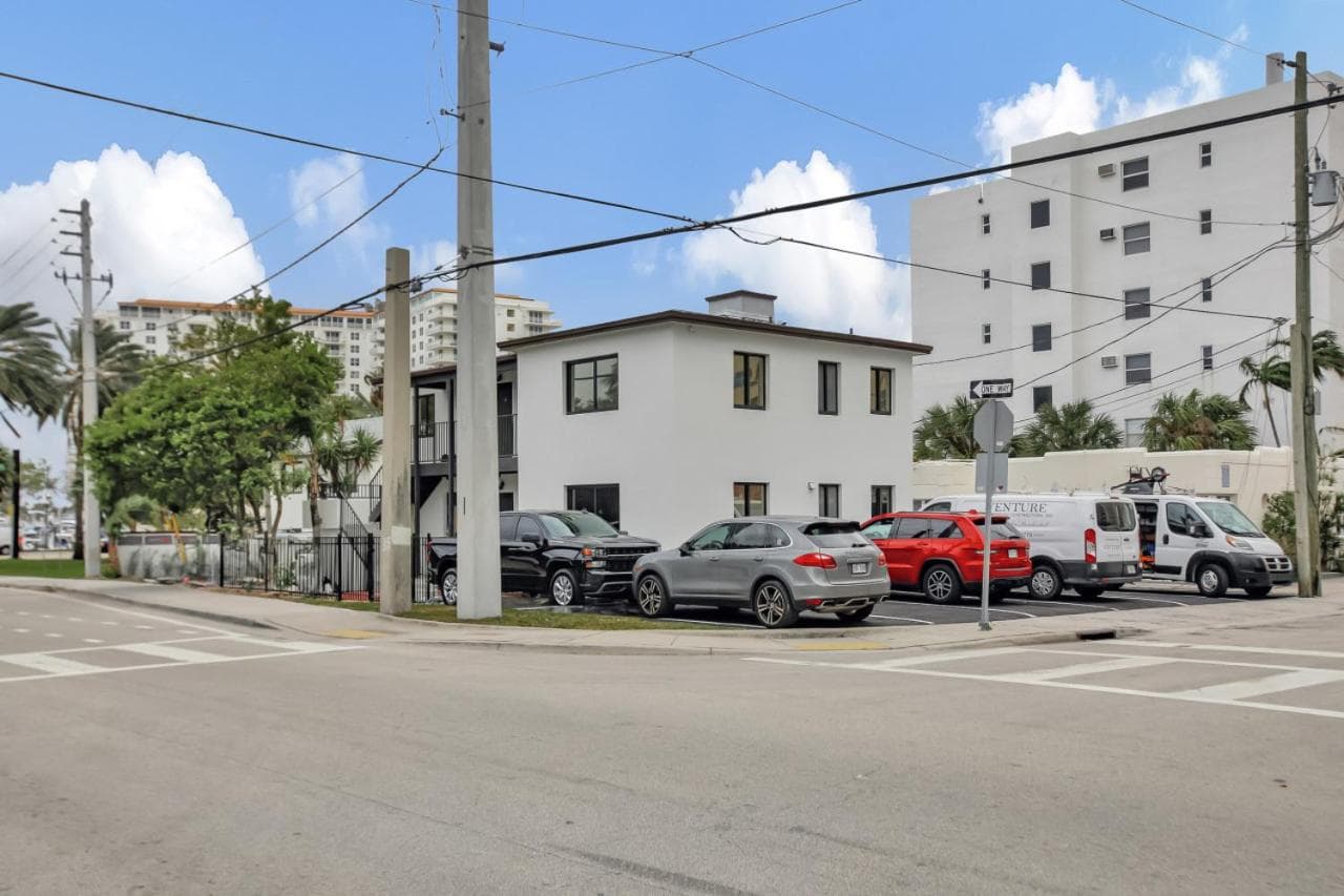 Studio Right off Las Olas - Steps to FTL Beach 1B — 3