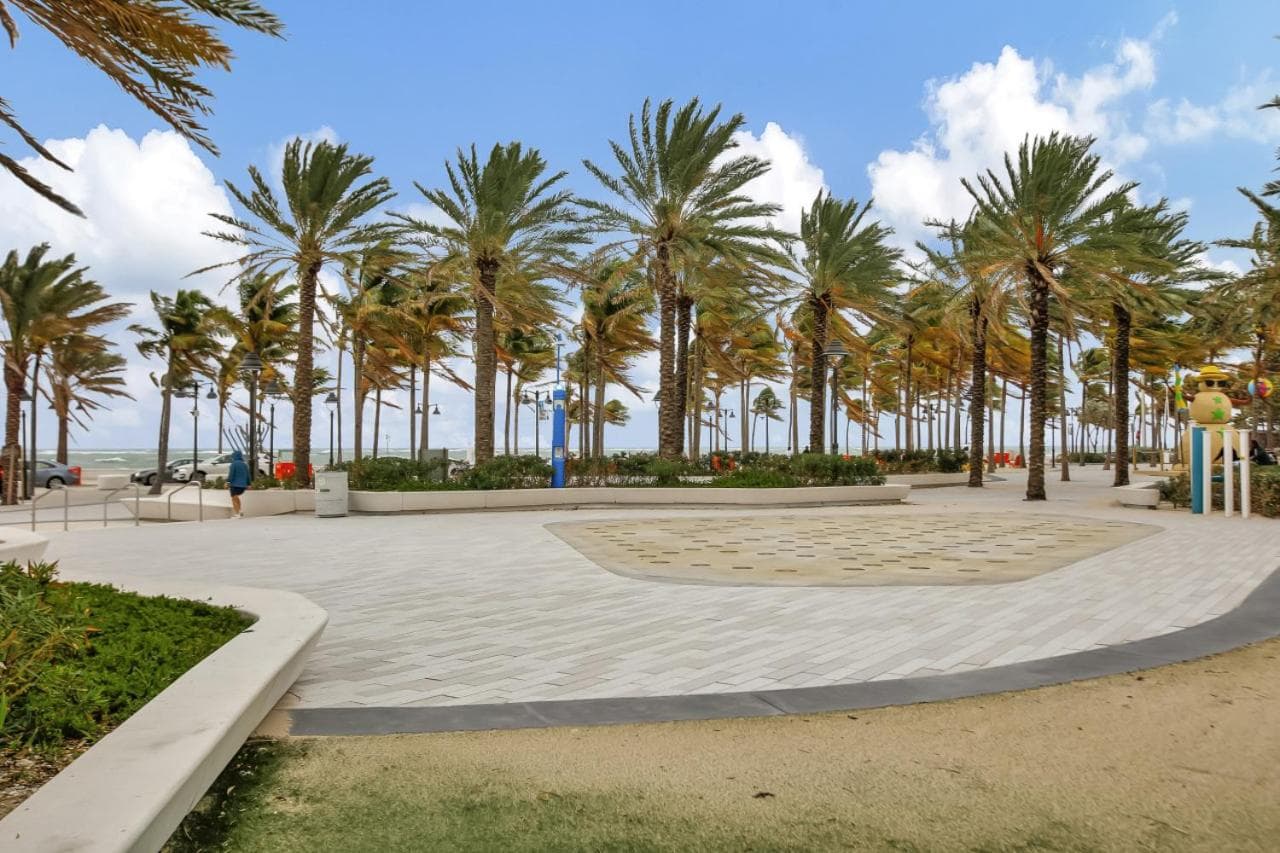 Studio Right off Las Olas - Steps to FTL Beach 1B — 10