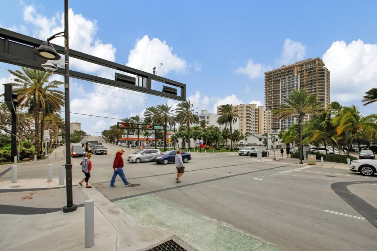Studio Right off Las Olas - Steps to FTL Beach 1B — 12