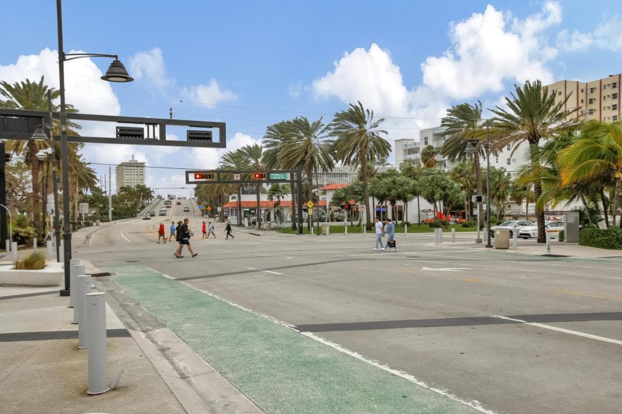 Studio Right off Las Olas - Steps to FTL Beach 1B — 13