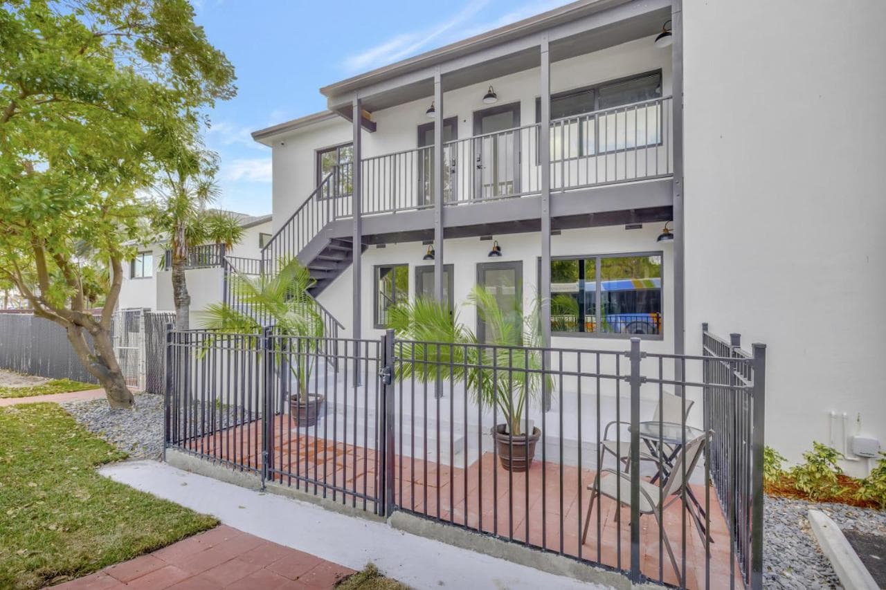 Studio Right off Las Olas - Steps to FTL Beach 2C — 20