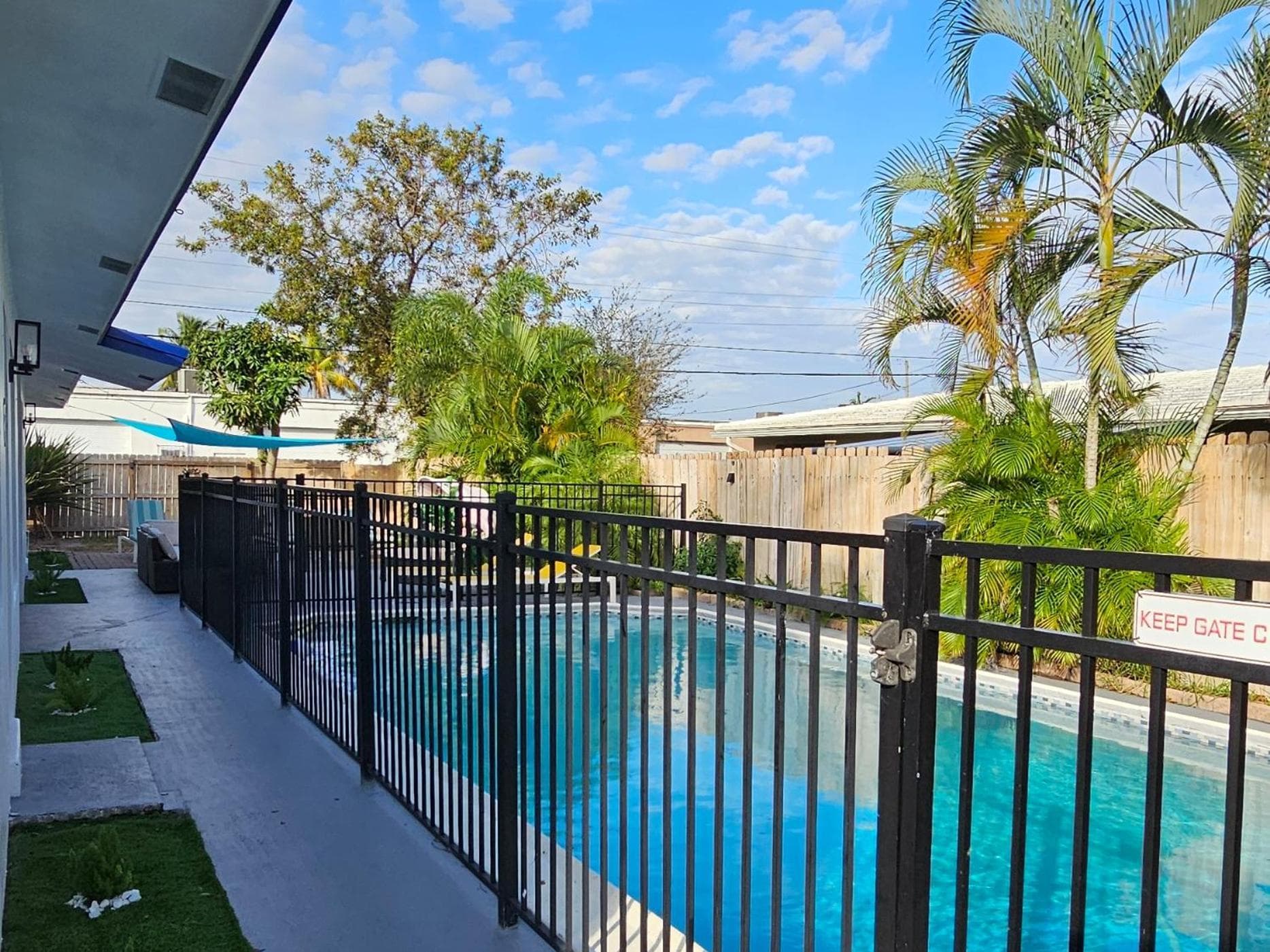 Equipped House W Pool & Patios, Near the Beaches, Prime Location- Ideal for Small Families, Coastal Haven — 16