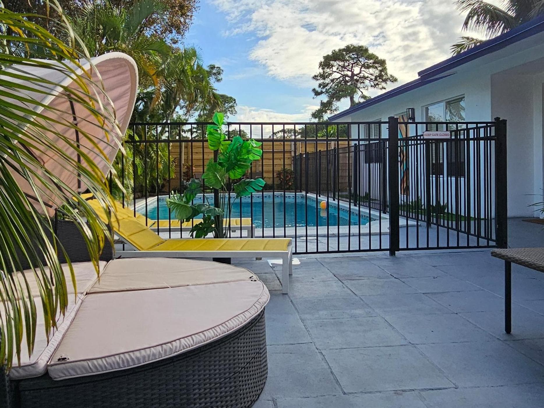 Equipped House W Pool & Patios, Near the Beaches, Prime Location- Ideal for Small Families, Coastal Haven — 13