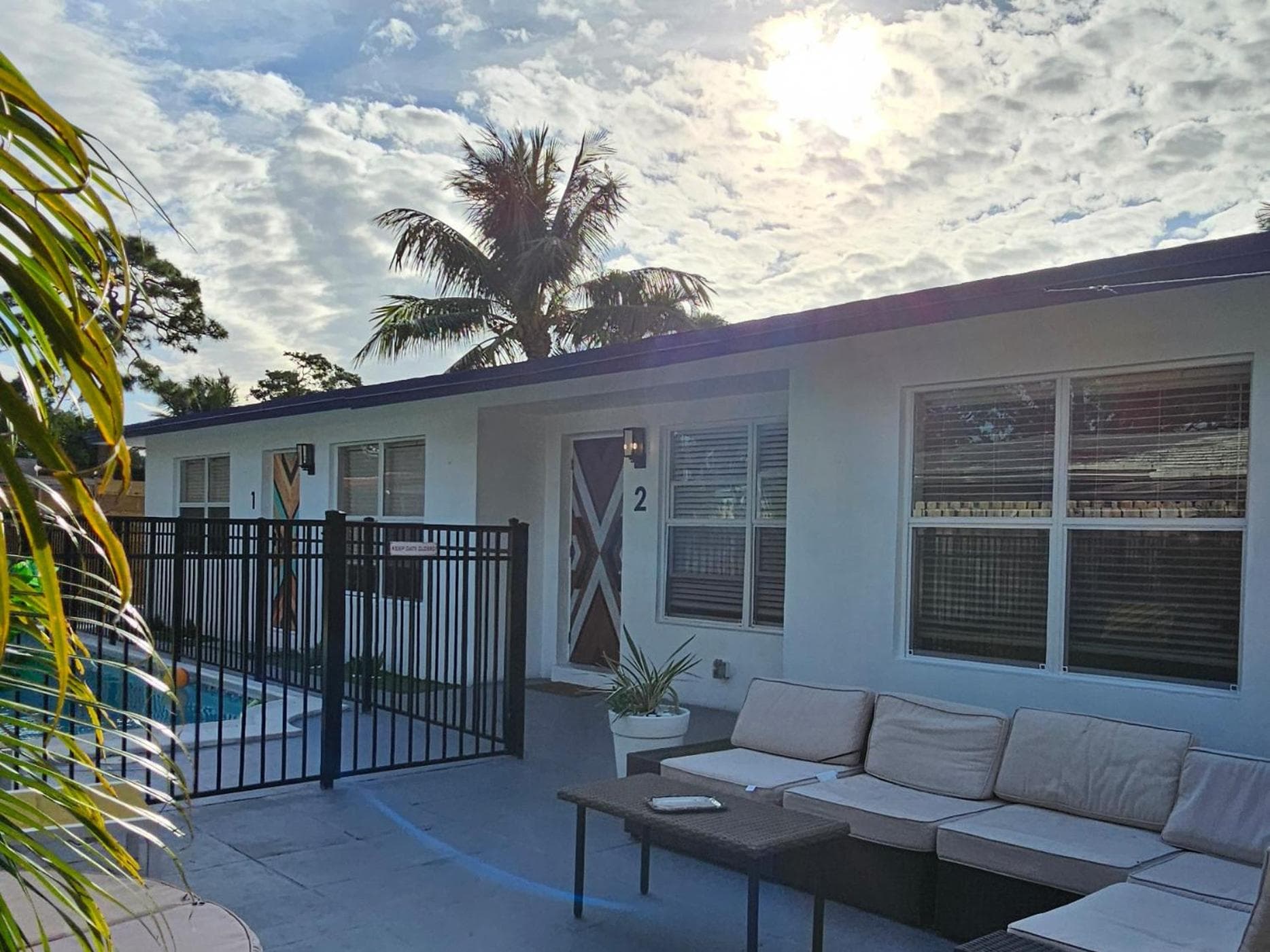 Equipped House W Pool & Patios, Near the Beaches, Prime Location- Ideal for Small Families, Coastal Haven — 1