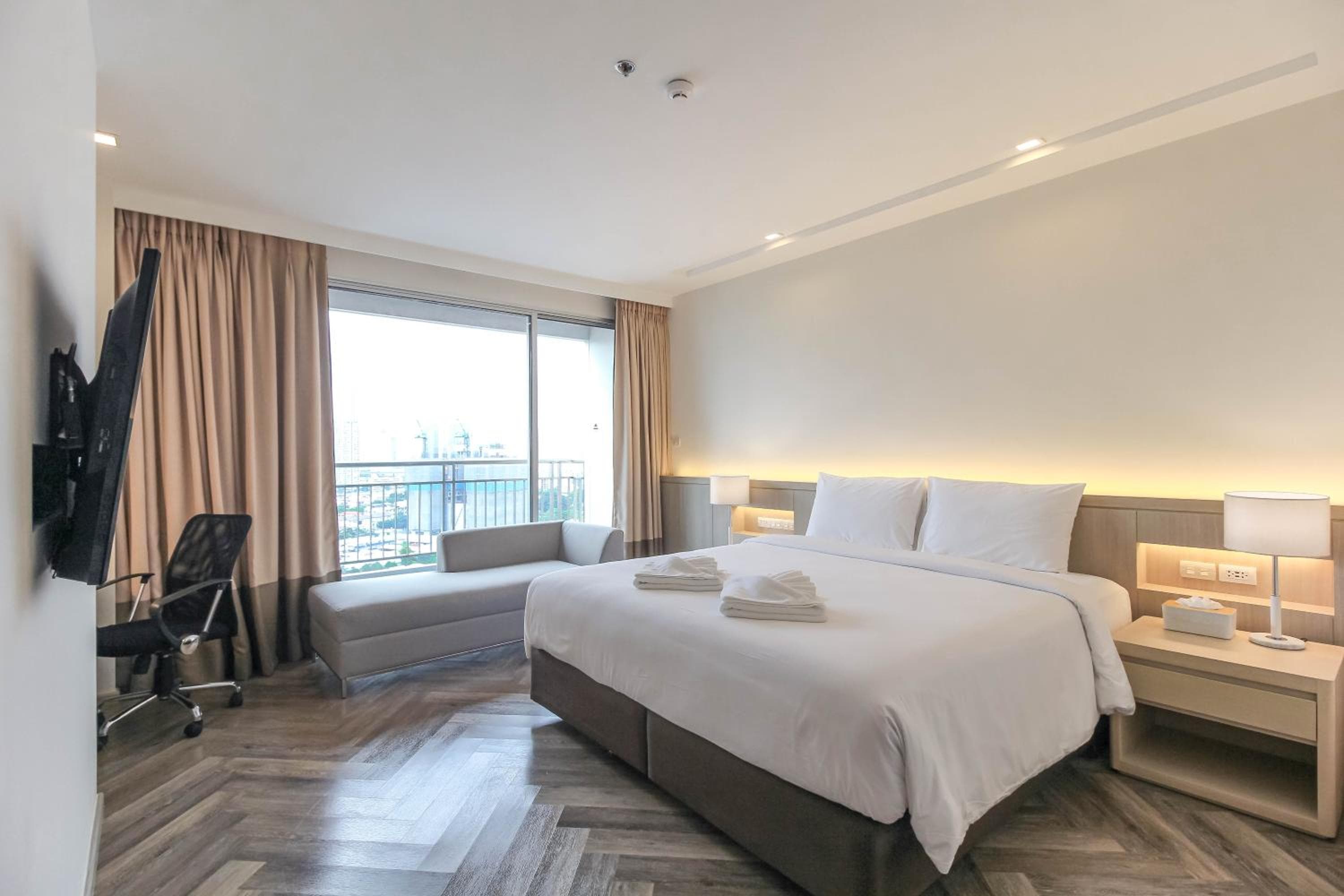 Jasmine Grande Residence Suite Bangkok — 4