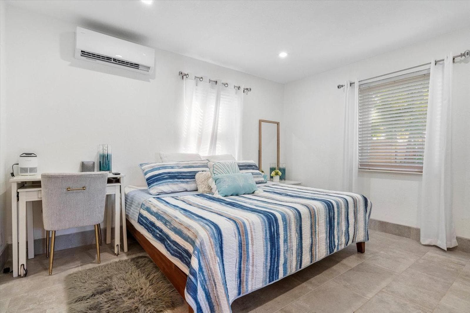 Private Fort Lauderdale cottage — 12