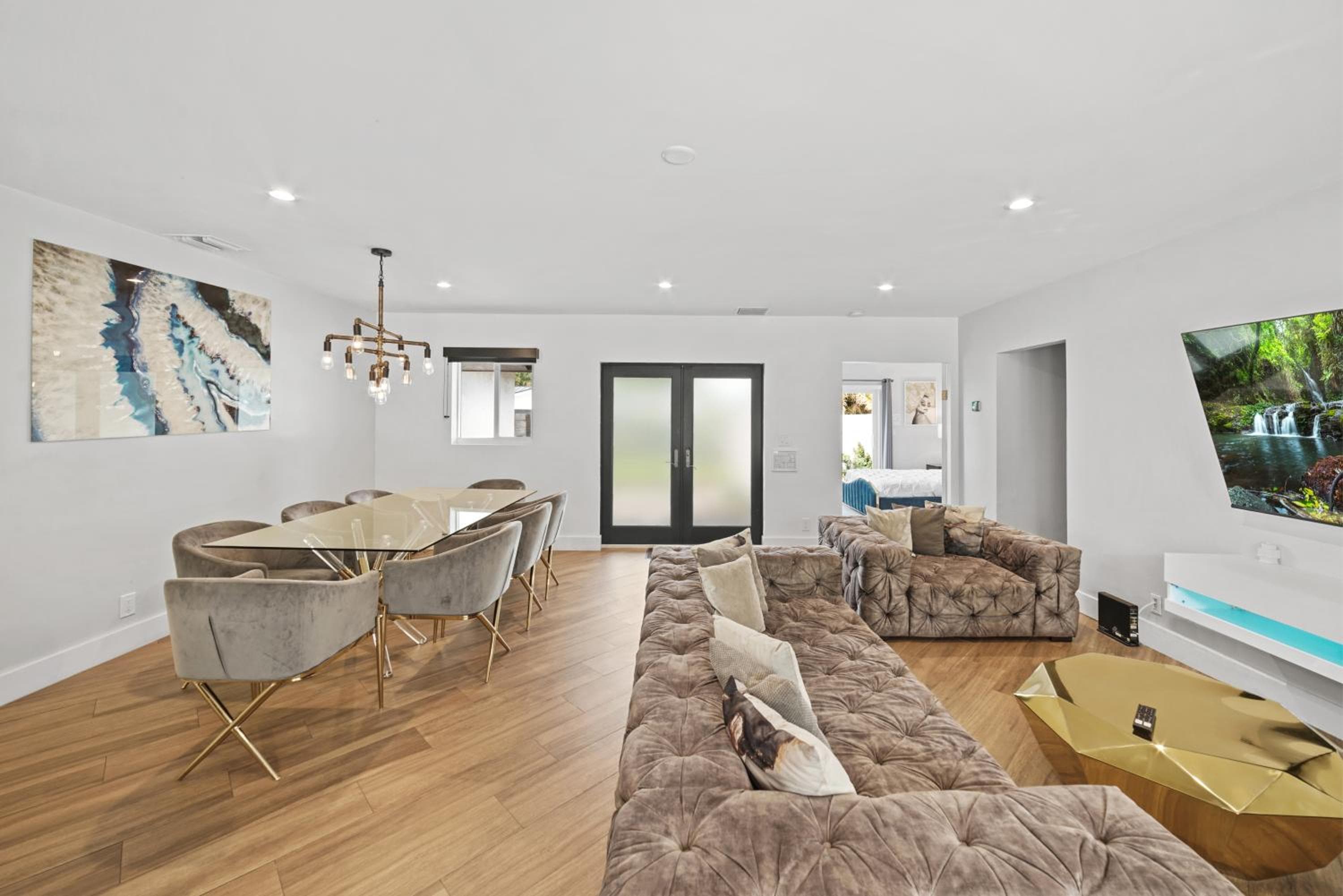 Verwöhnende Ruhe im Luxuriösen Villa-Rückzugsort — 8