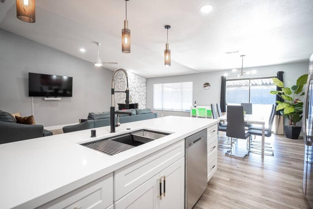 Luxury Retreat The Vegas Edition — 25