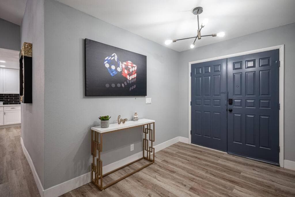 Luxury Retreat The Vegas Edition — 8