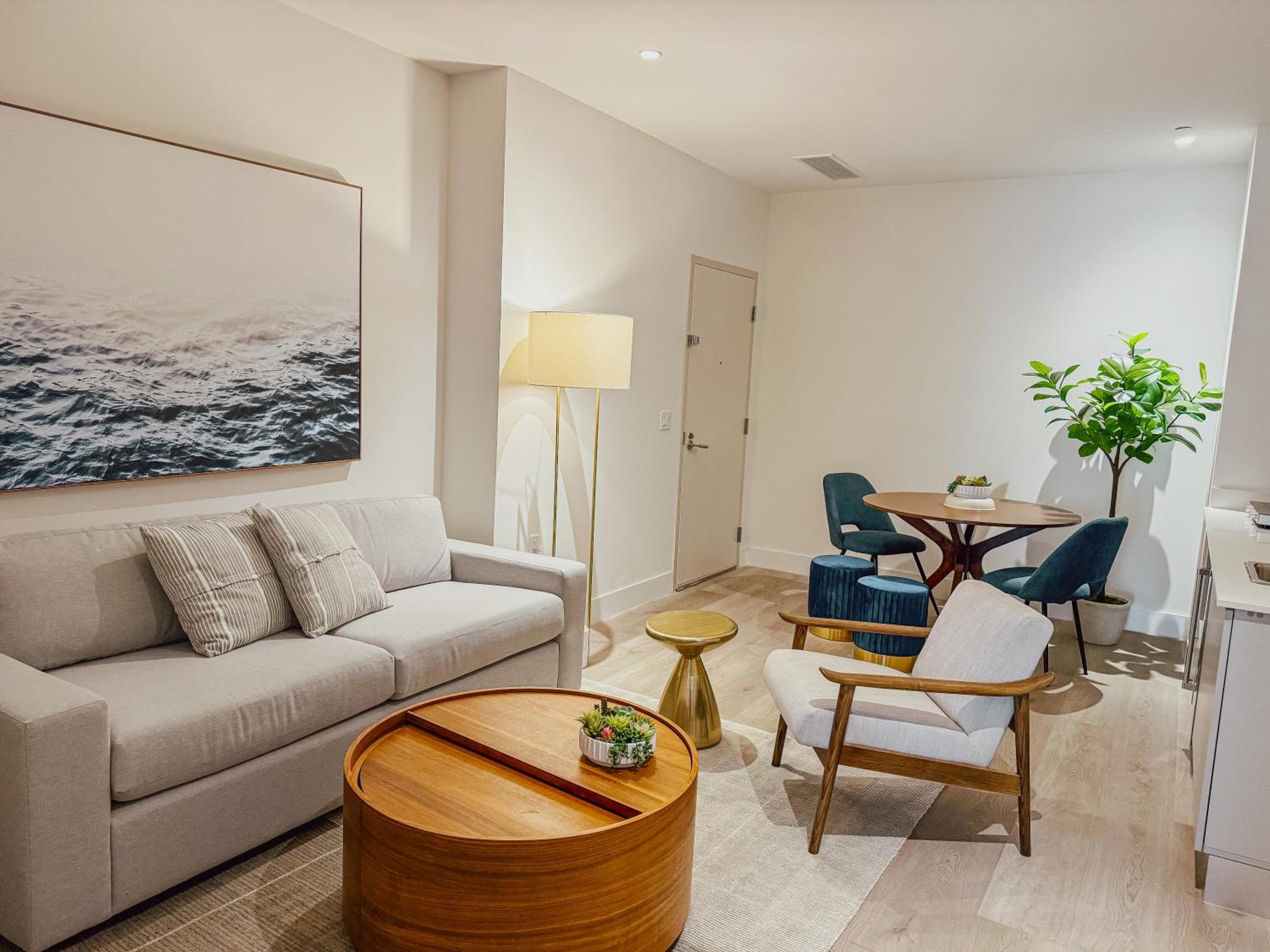Smart Brickell Hotel — 28