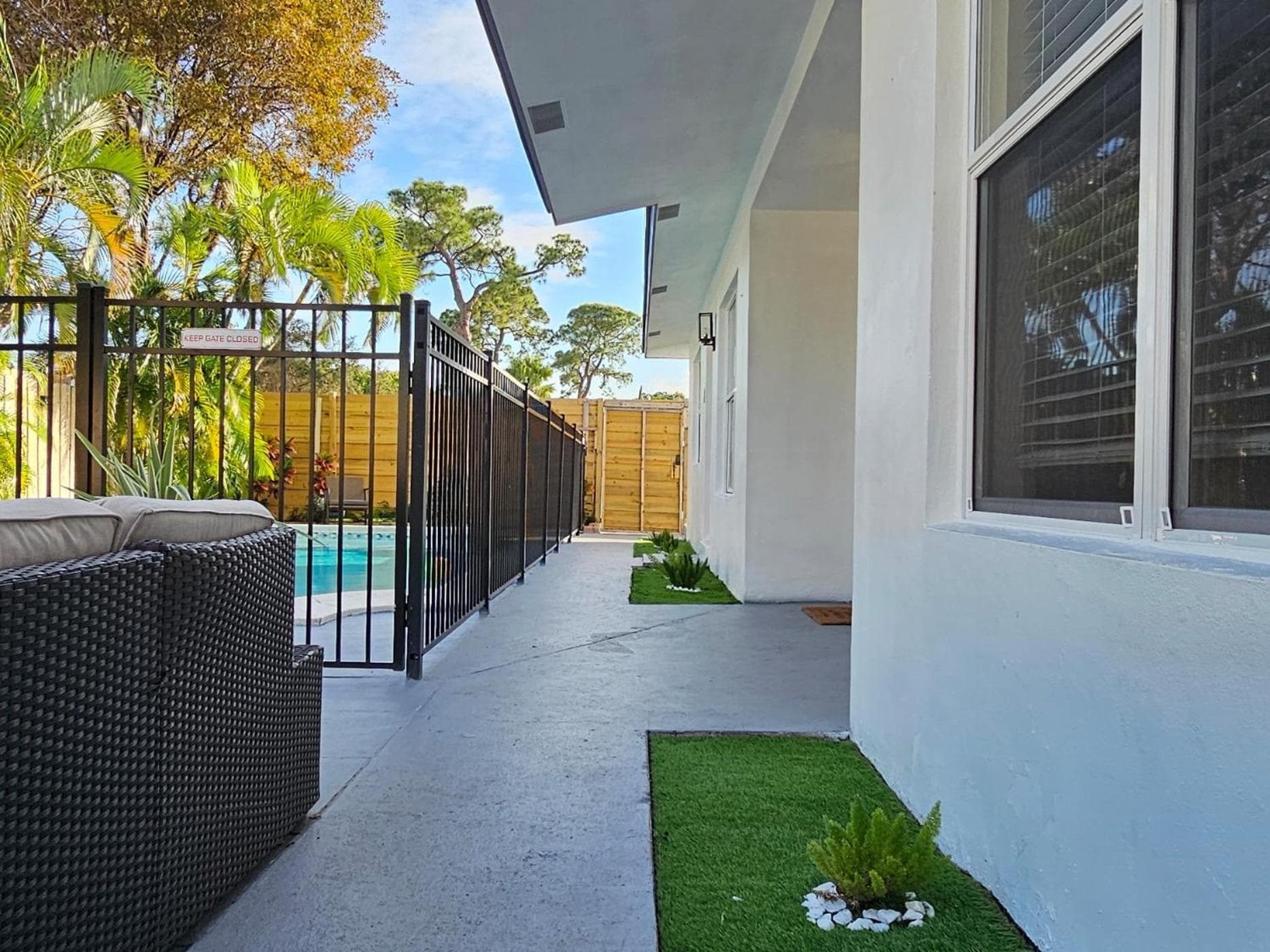 Equipped House W Pool & Patios, Near the Beaches, Prime Location- Ideal for Small Families, Coastal Haven — 6