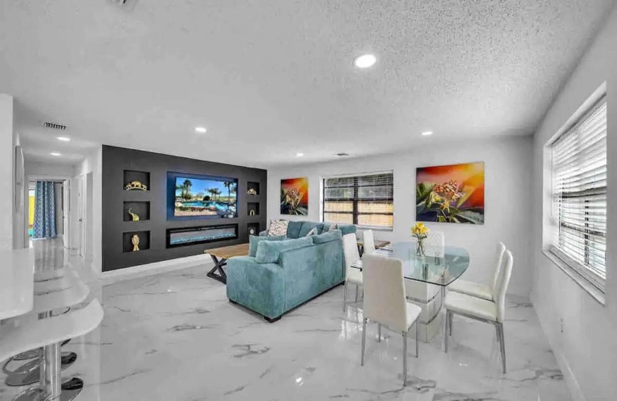 Indoor Basketball, Game Room, Heated Pool, Private — 24