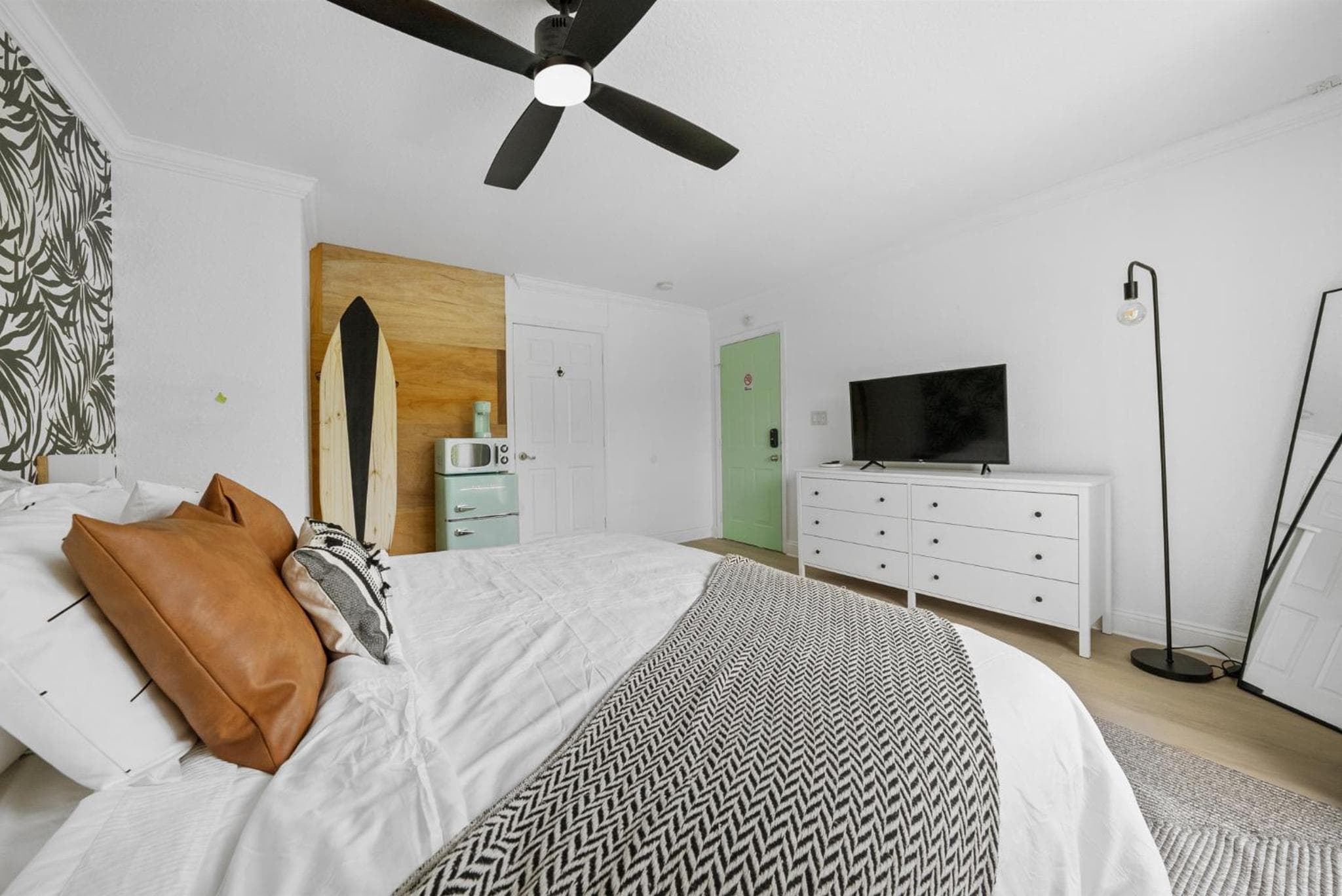Las Olas Guest House — 22