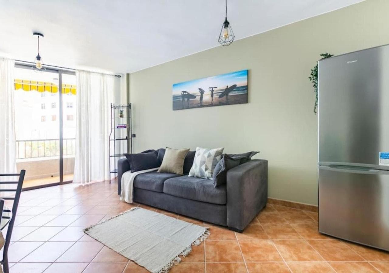 Cosy Apartment in Los Cristianos 5min to the ocean — 2