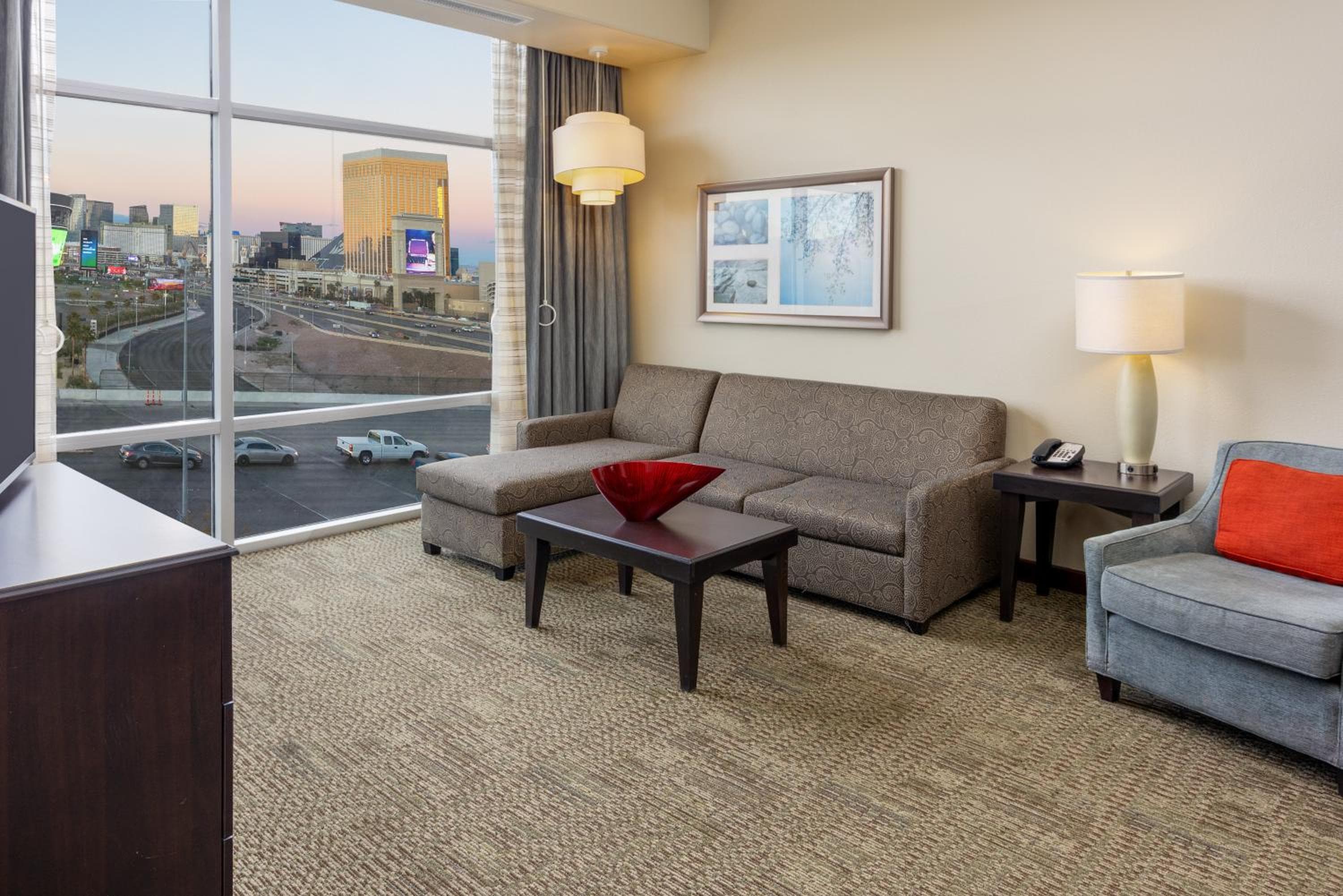 Staybridge Suites Las Vegas - Stadium District by IHG — 20