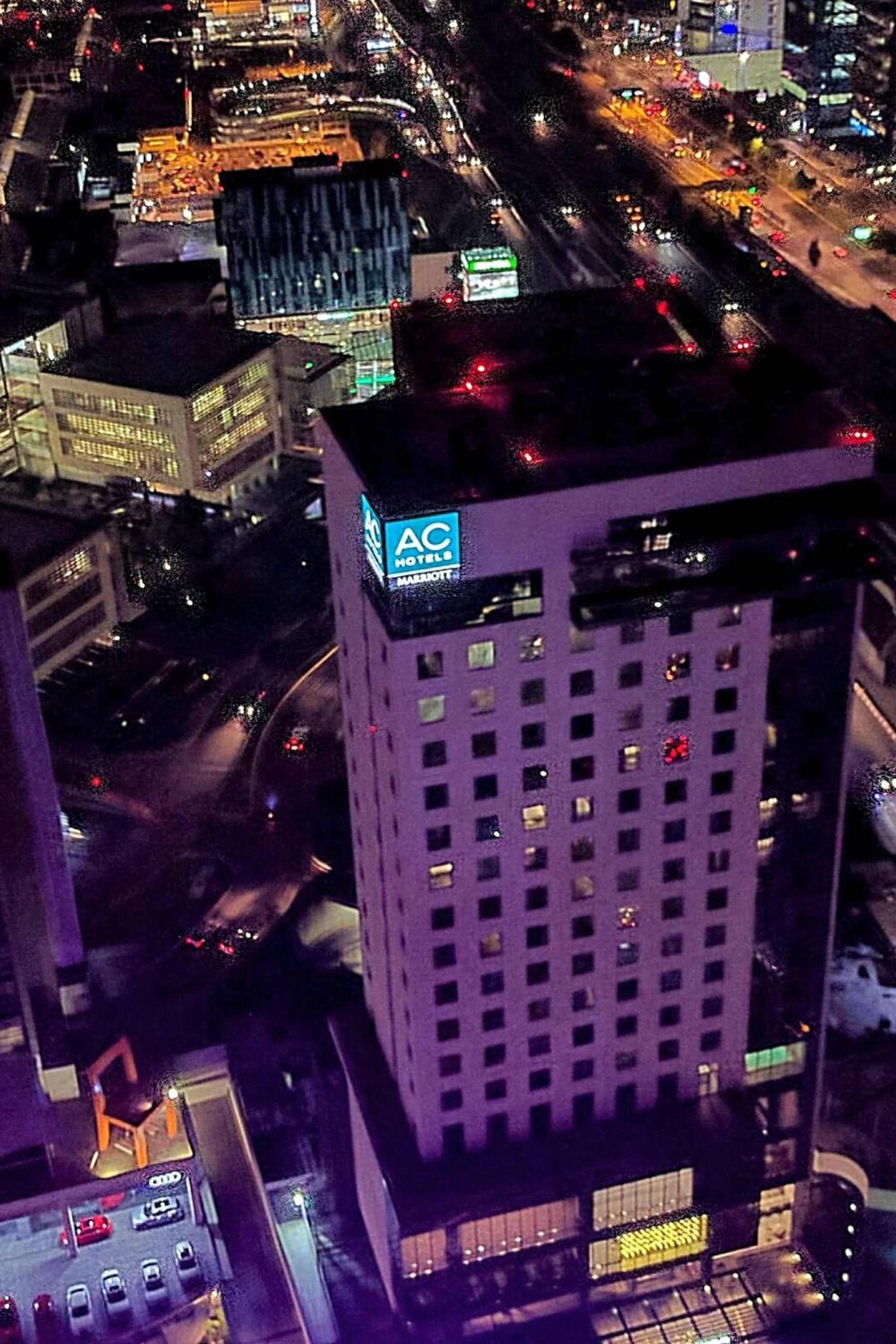 AC Hotel by Marriott Santa Fe — 4
