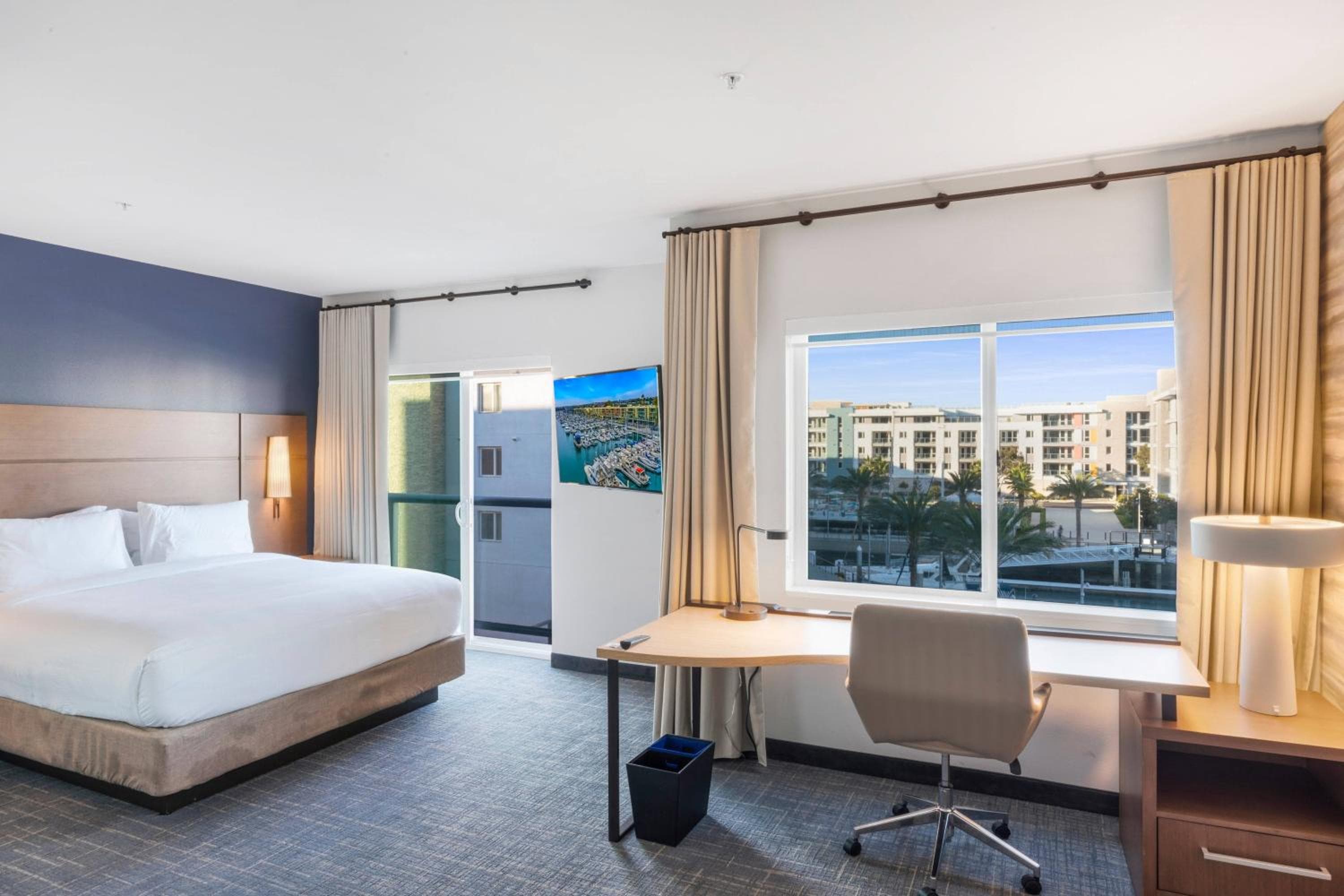 Residence Inn by Marriott Marina del Rey — 10