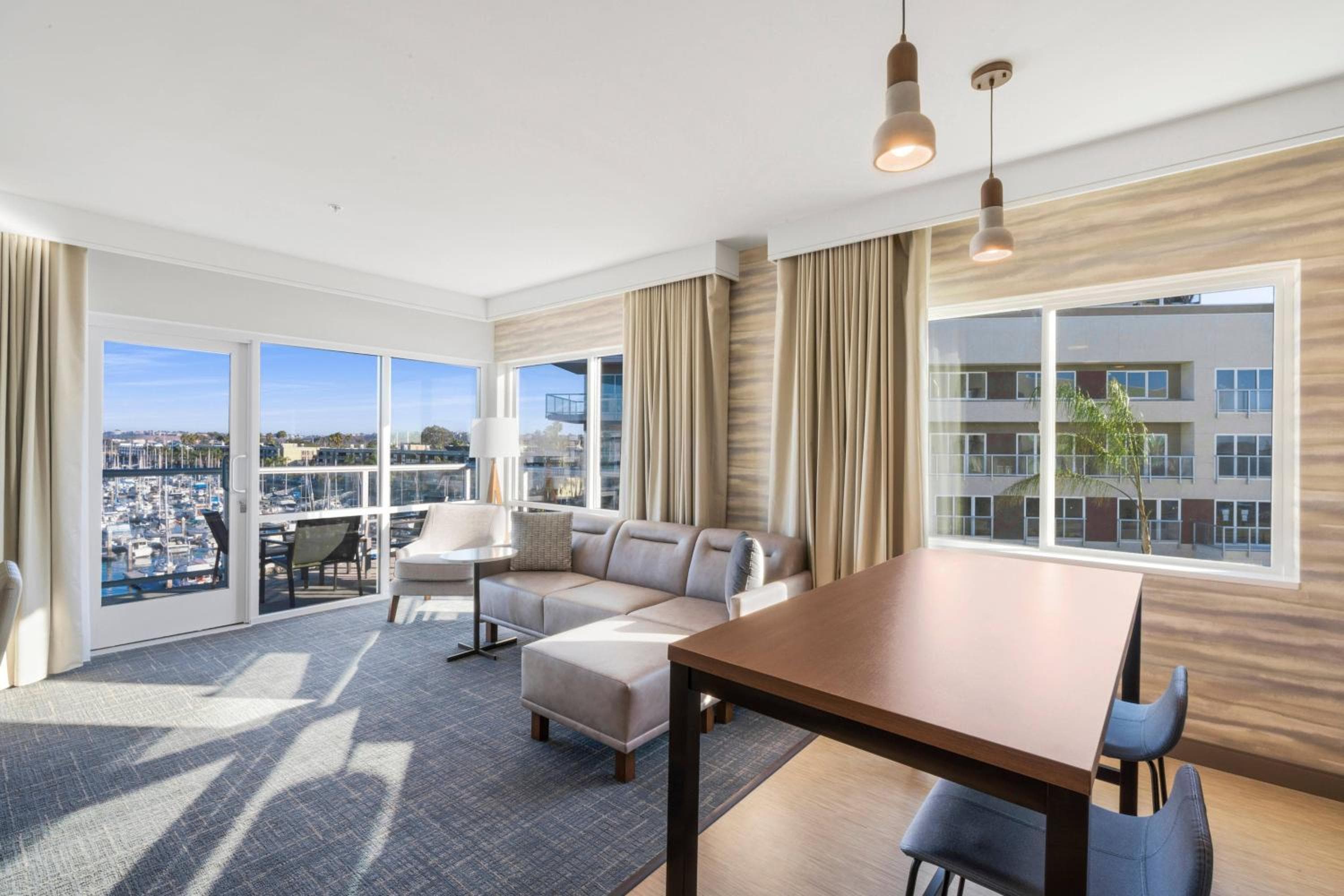 Residence Inn by Marriott Marina del Rey — 14