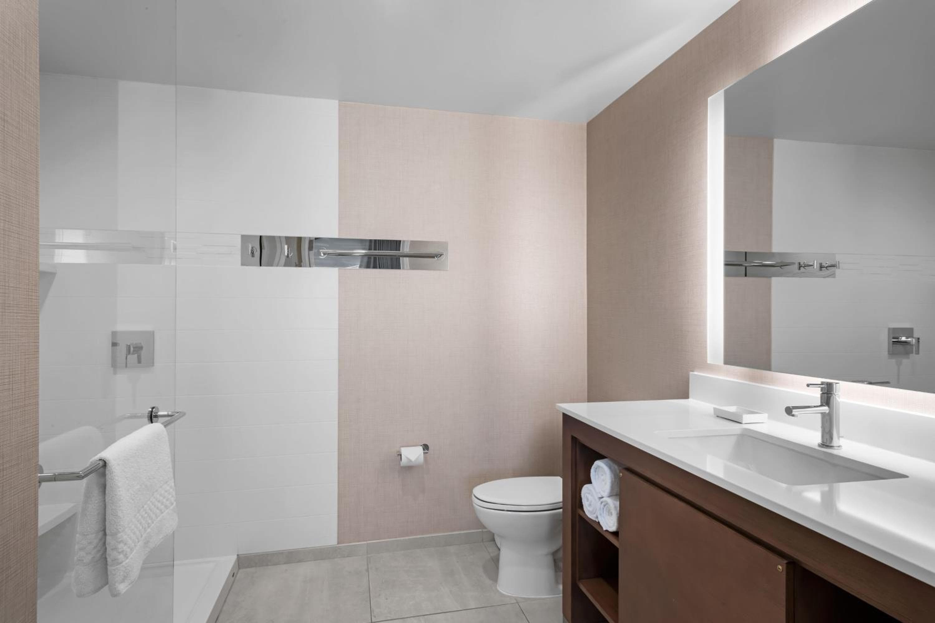 Residence Inn by Marriott Marina del Rey — 25