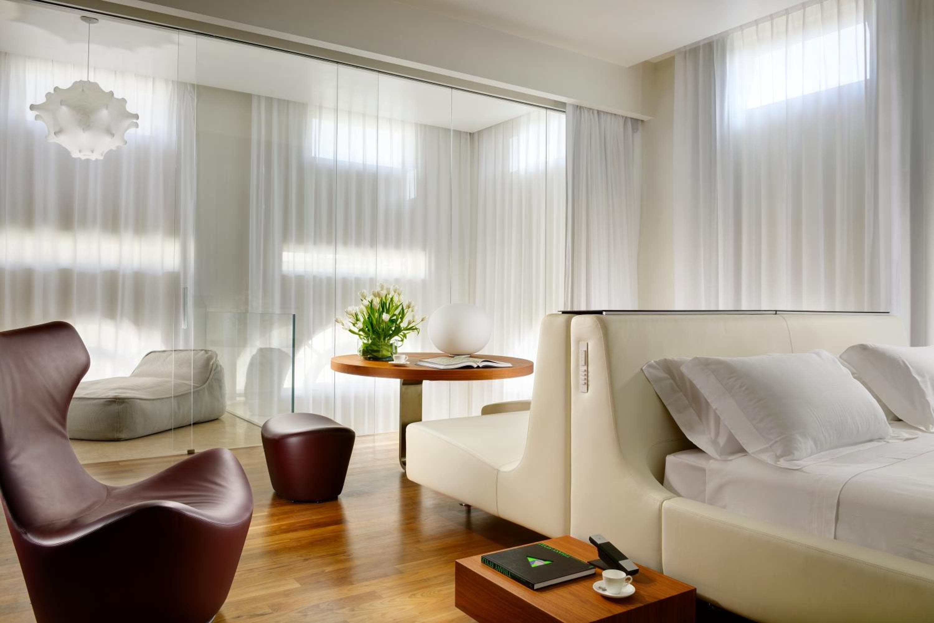 Palazzo Montemartini Rome, A Radisson Collection Hotel — 6