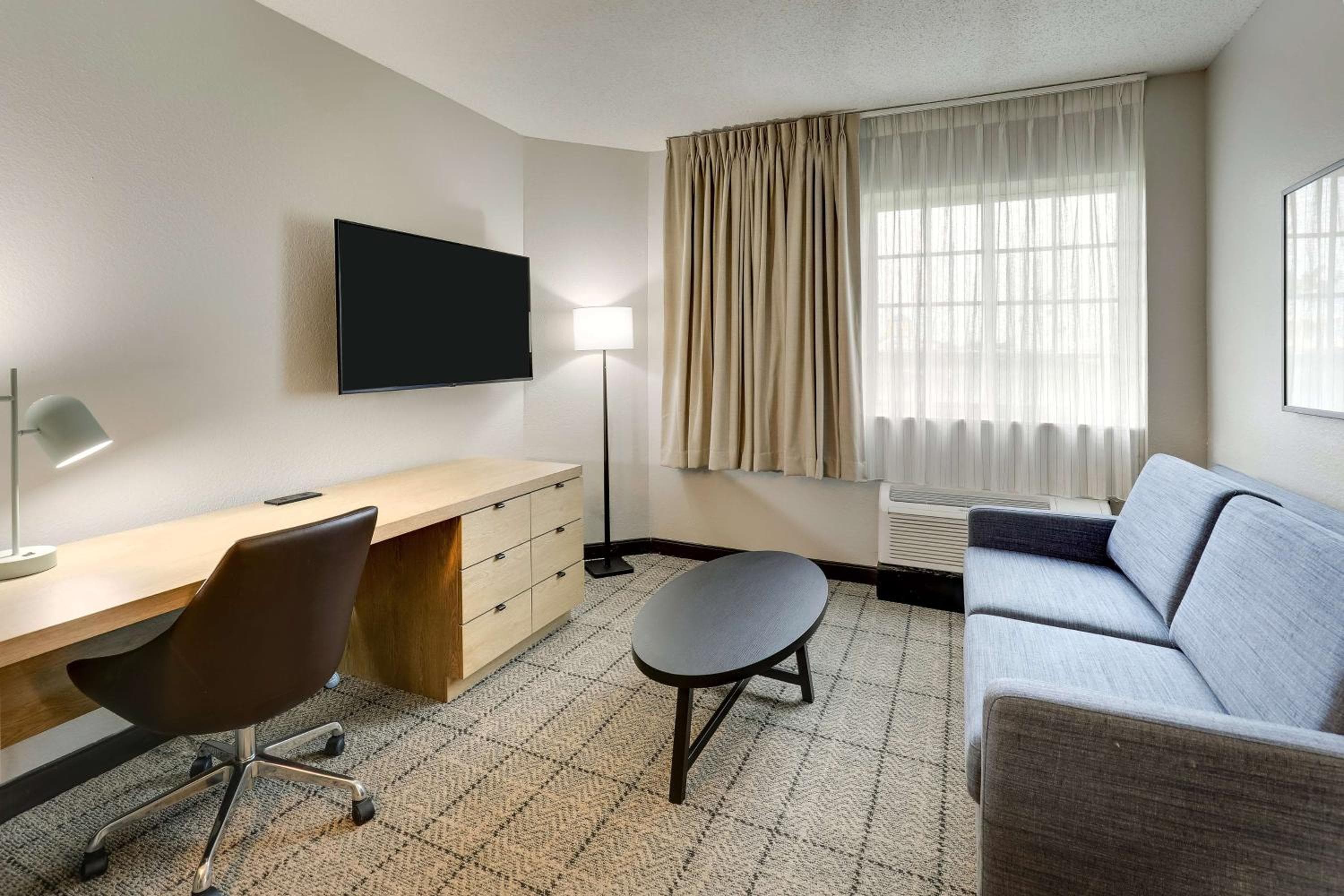 Sonesta Simply Suites Miami Airport Doral — 14