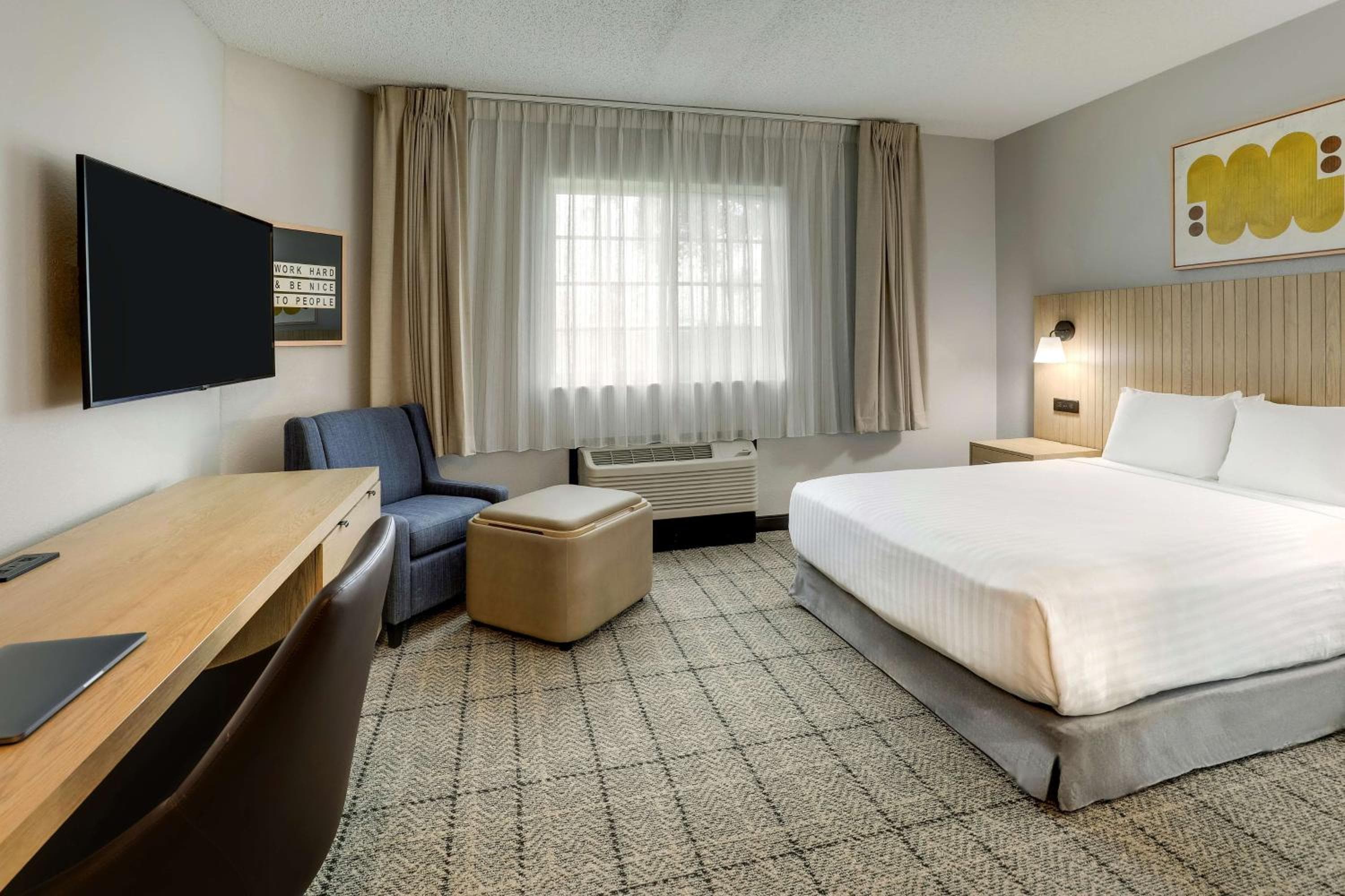 Sonesta Simply Suites Miami Airport Doral — 20