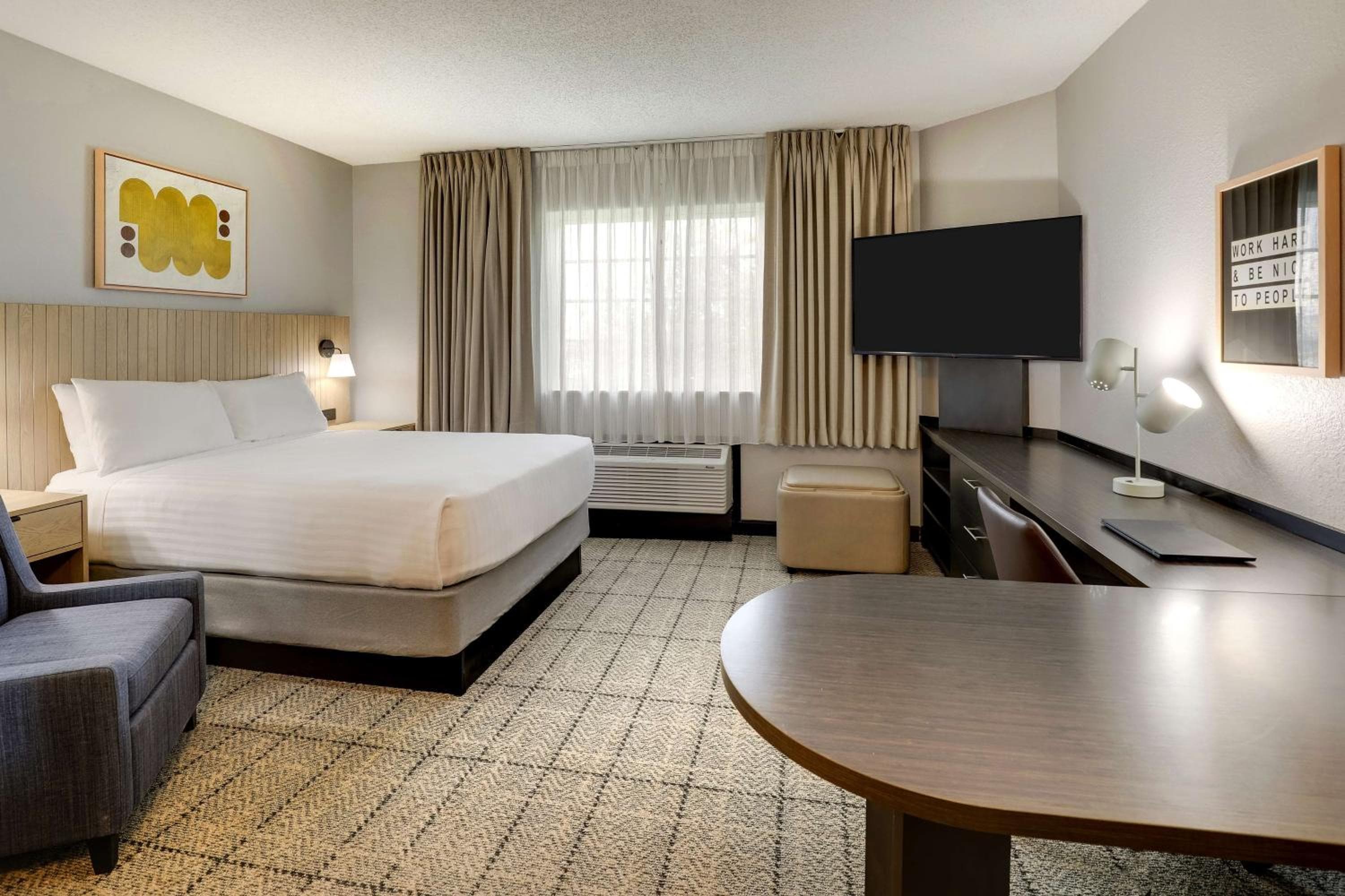 Sonesta Simply Suites Miami Airport Doral — 27