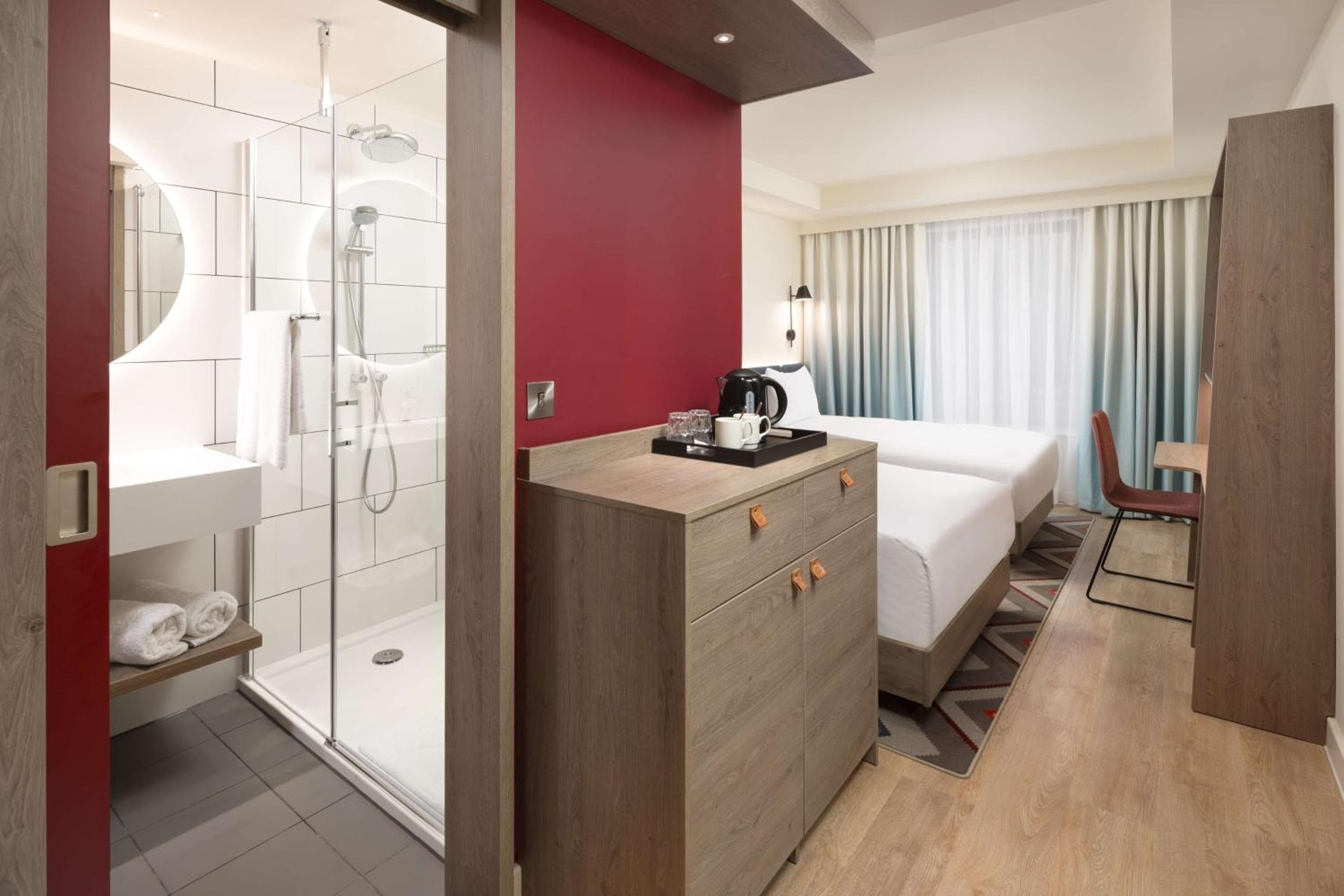 Hampton By Hilton London City hotel, 12-20 Osborn Street, London, United Kingdom — photo 19