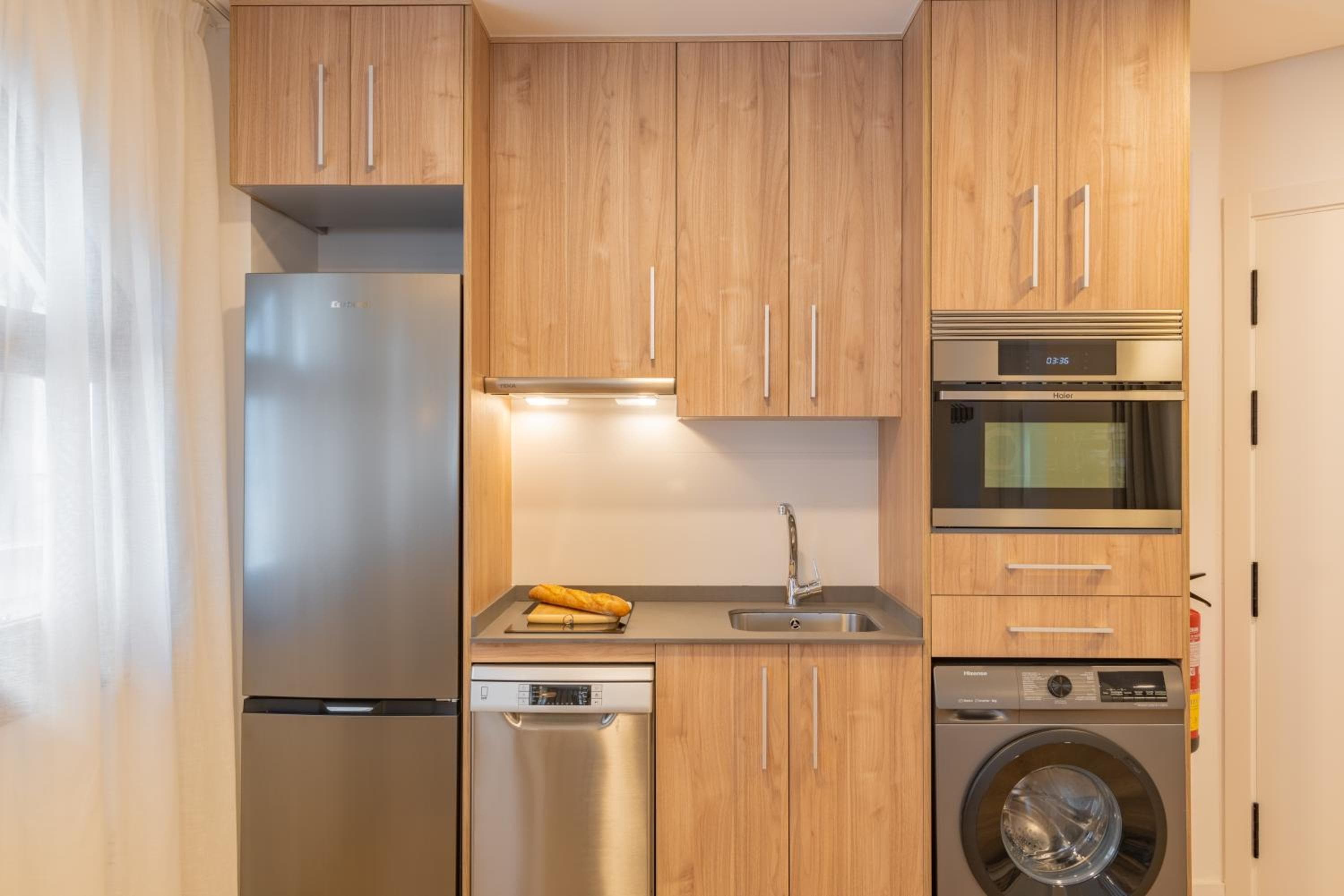 Feelathome Atarazanas Apartments — 26