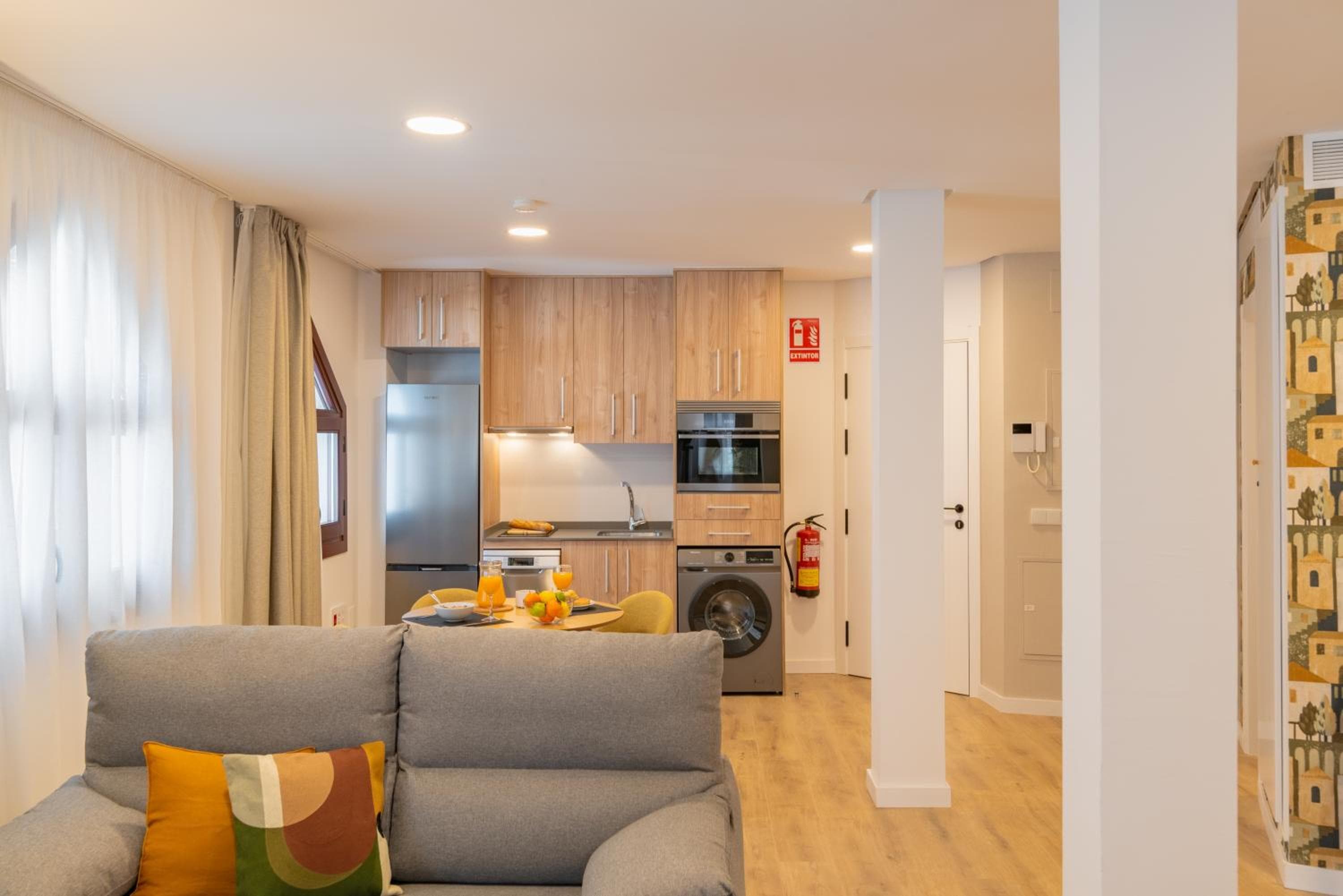 Feelathome Atarazanas Apartments — 27