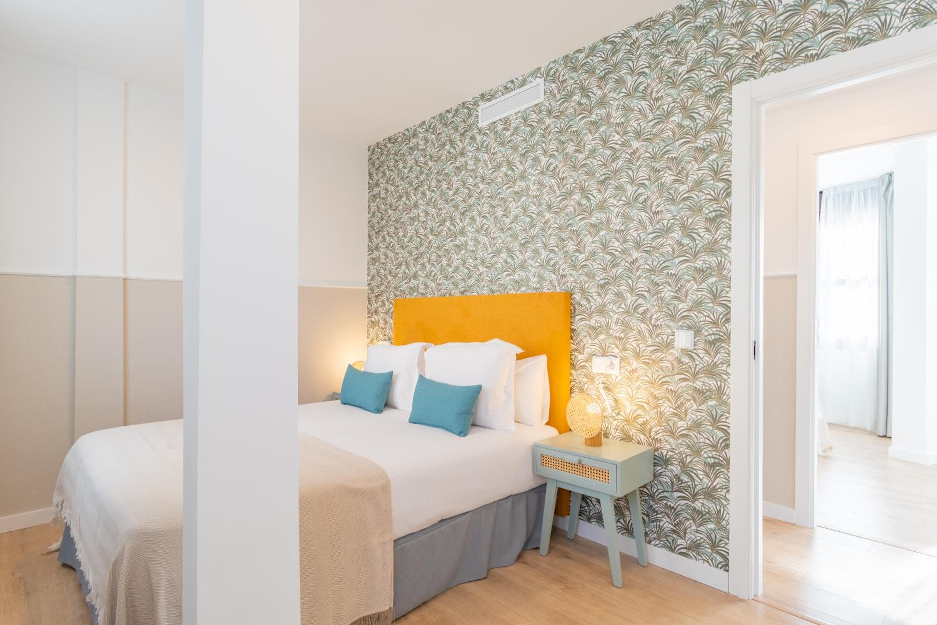 Feelathome Atarazanas Apartments — 12