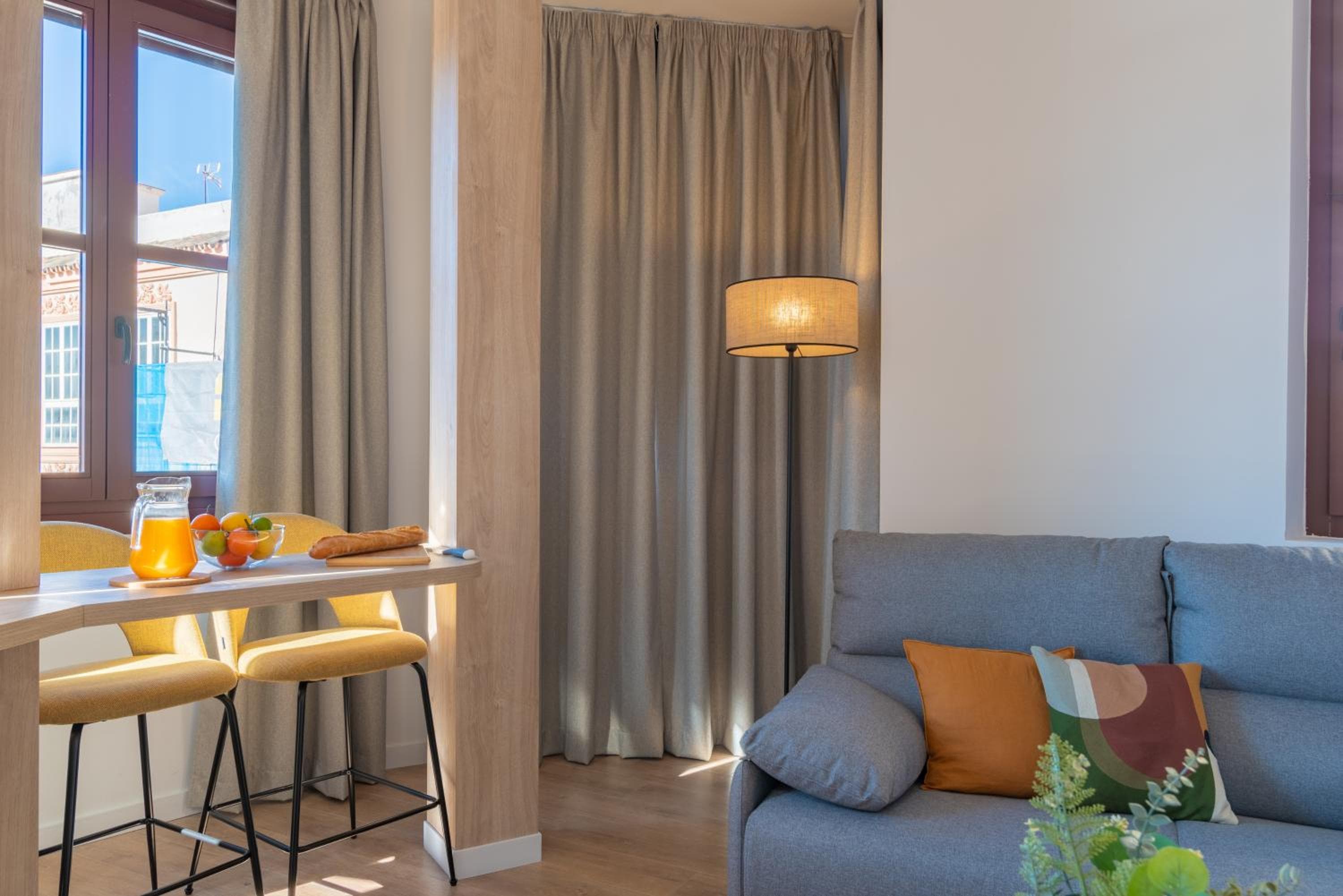 Feelathome Atarazanas Apartments — 25