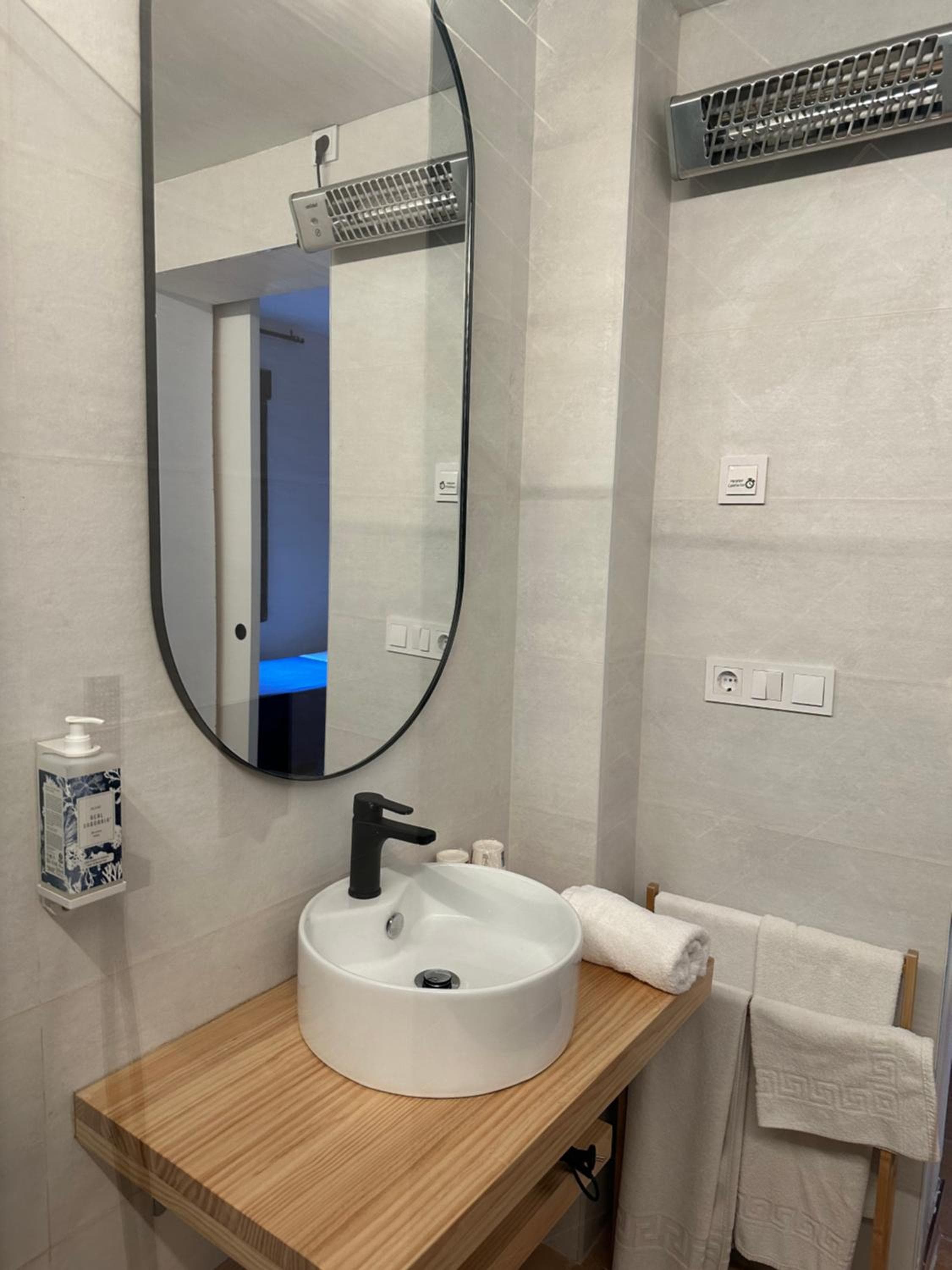 Hostal Moscatel — 13