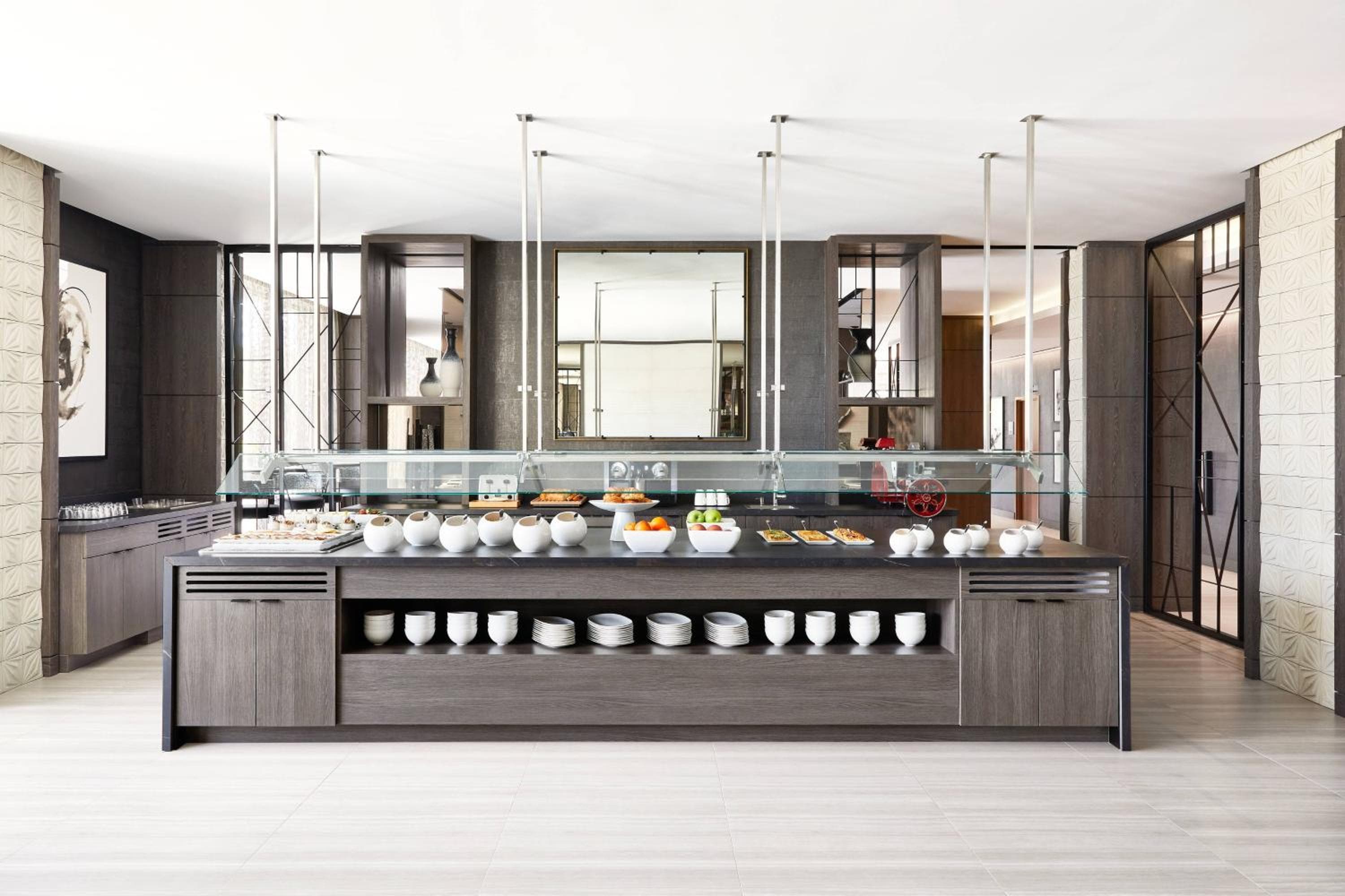 AC Hotel by Marriott Miami Airport West/Doral — 3