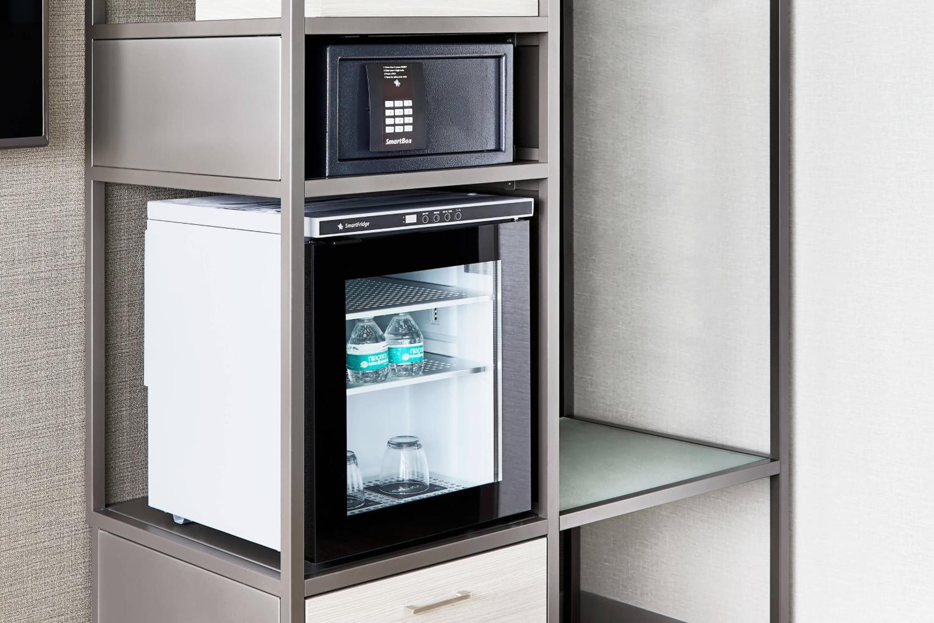AC Hotel von Marriott Miami Airport West/Doral — 19