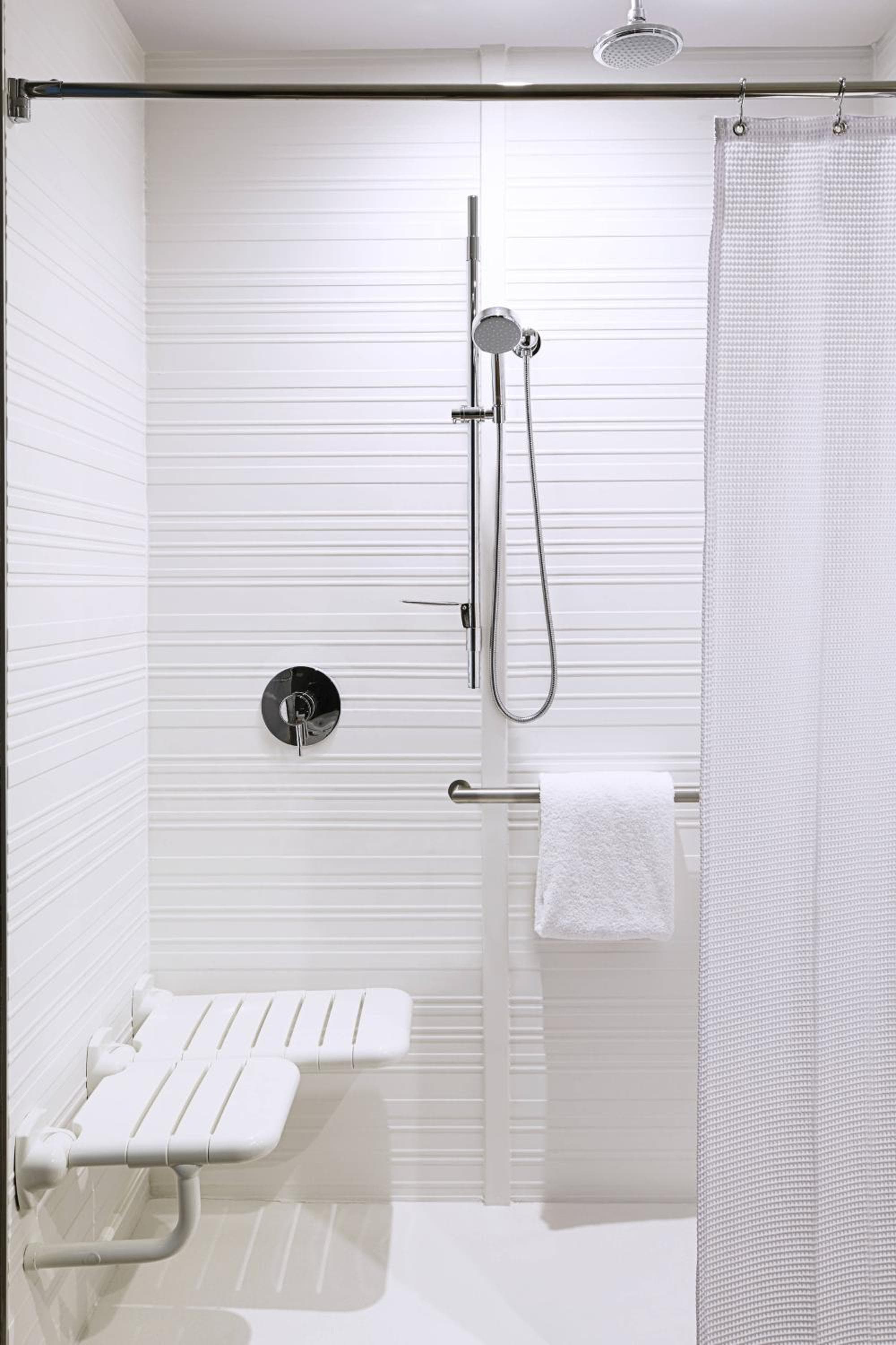 AC Hotel von Marriott Miami Airport West/Doral — 20